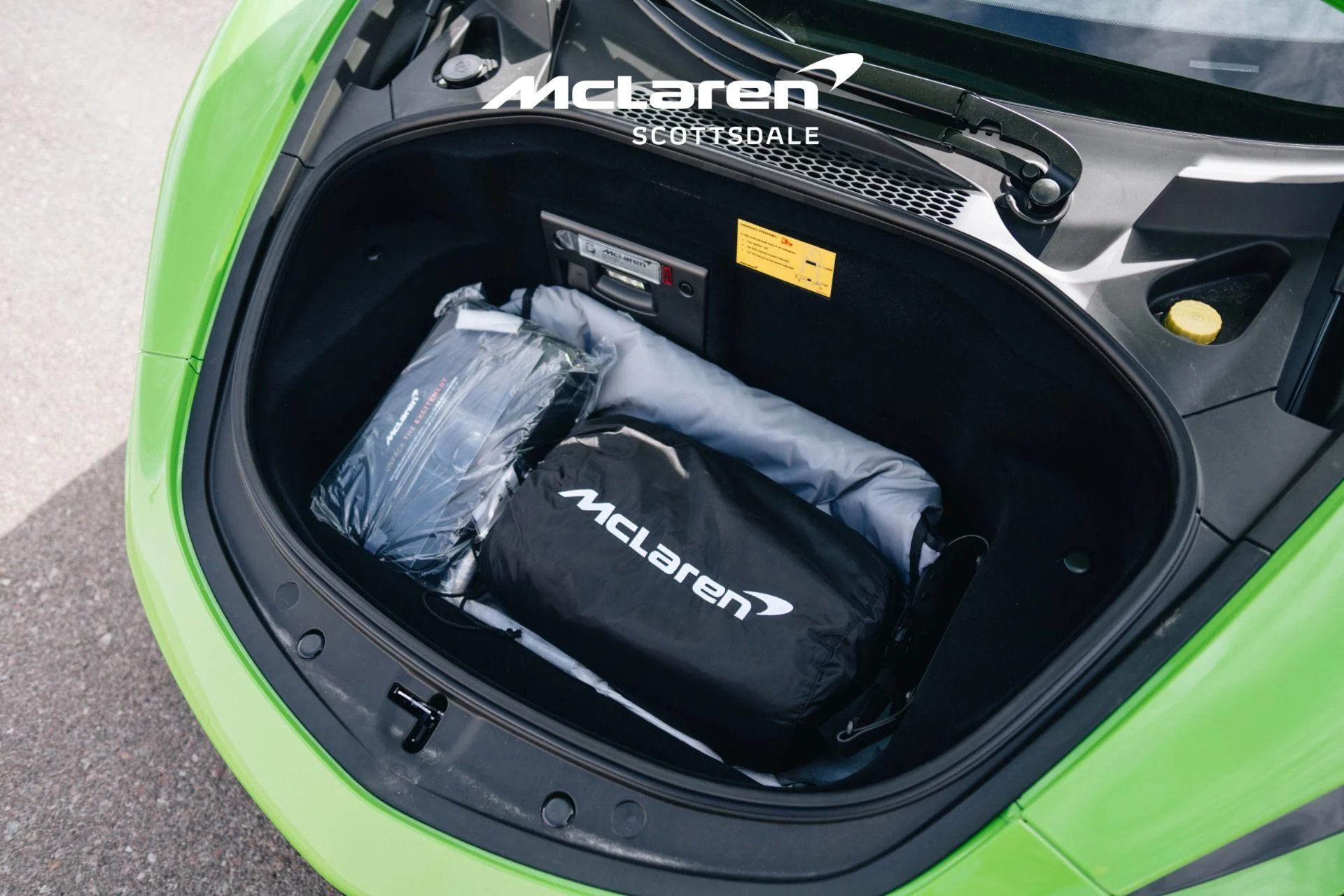 mph036_1328524896_Used_2025_MCLAREN_ARTURA_1732372131_b716297331