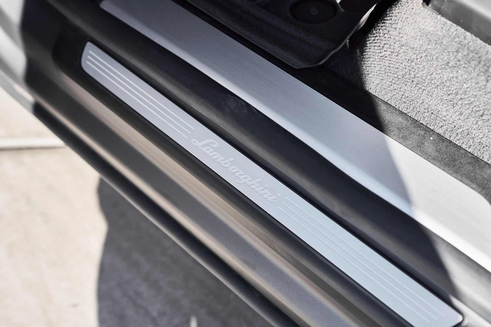 mph036_1334939749_Used_2023_Lamborghini_Urus_Performante_1761860759_efef65e64b