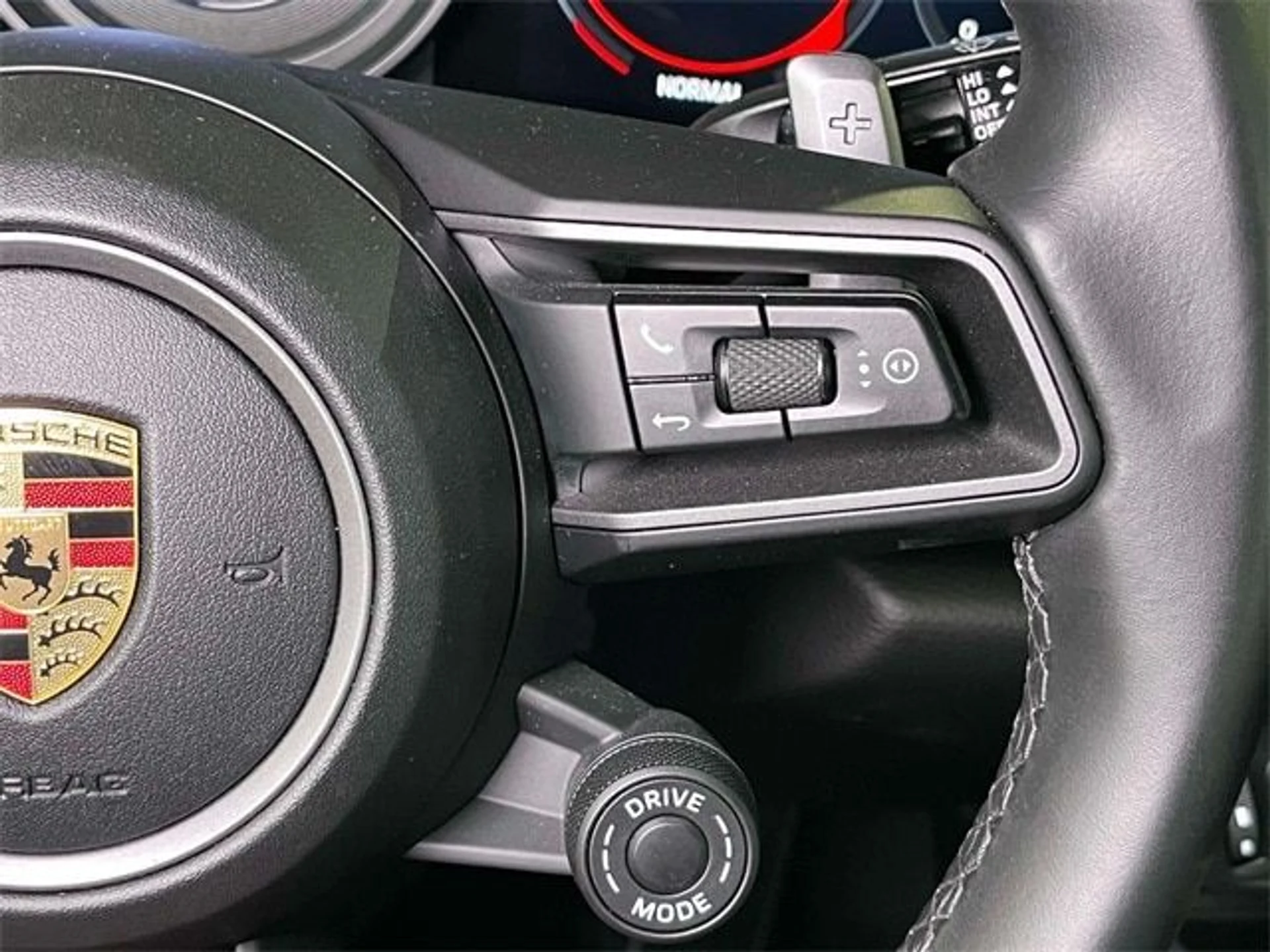 mph036_1335272394_7a36bf1631394c0878e5474ab7d0dcebx_af1d310bc4