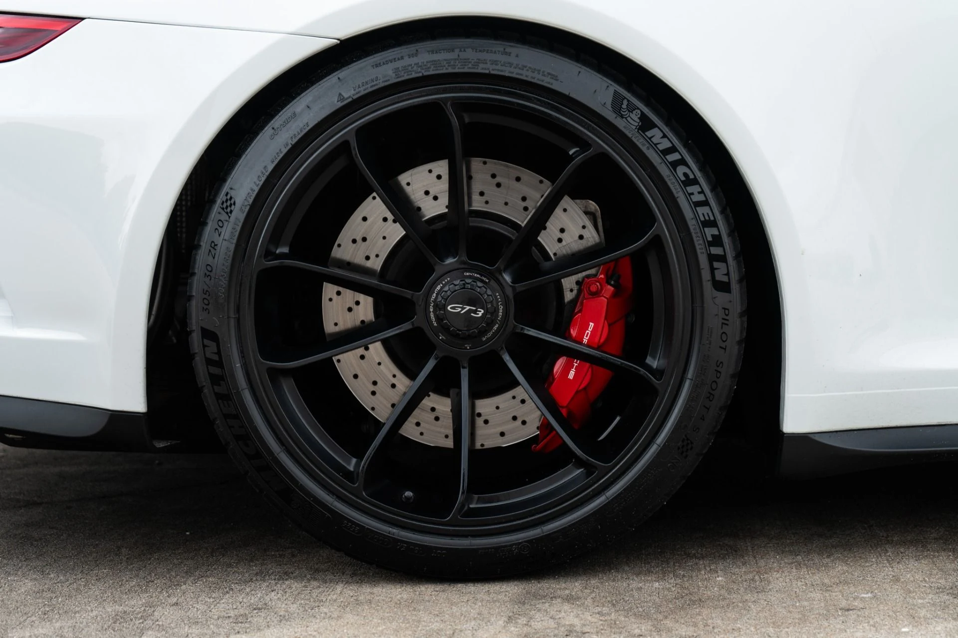 mph036_1348429454_Used_2018_Porsche_911_GT_3_1780955665_0f22e119fe