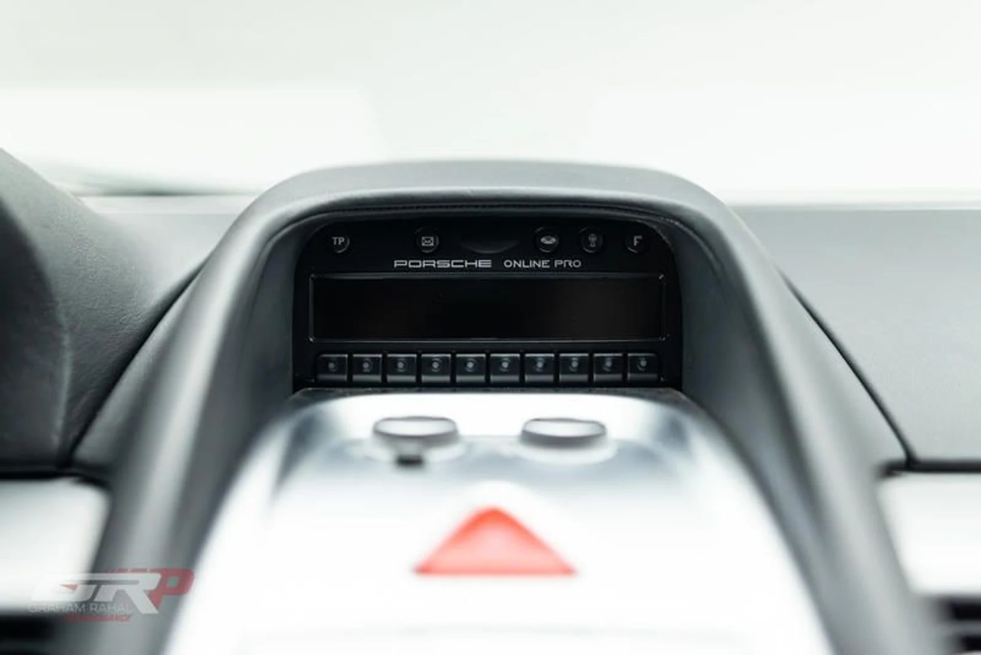 mph036_1359540674_741_E27_DC_CEAE_4369_9_C0_C_72_D9_A713_BD_6_D_40308fc710