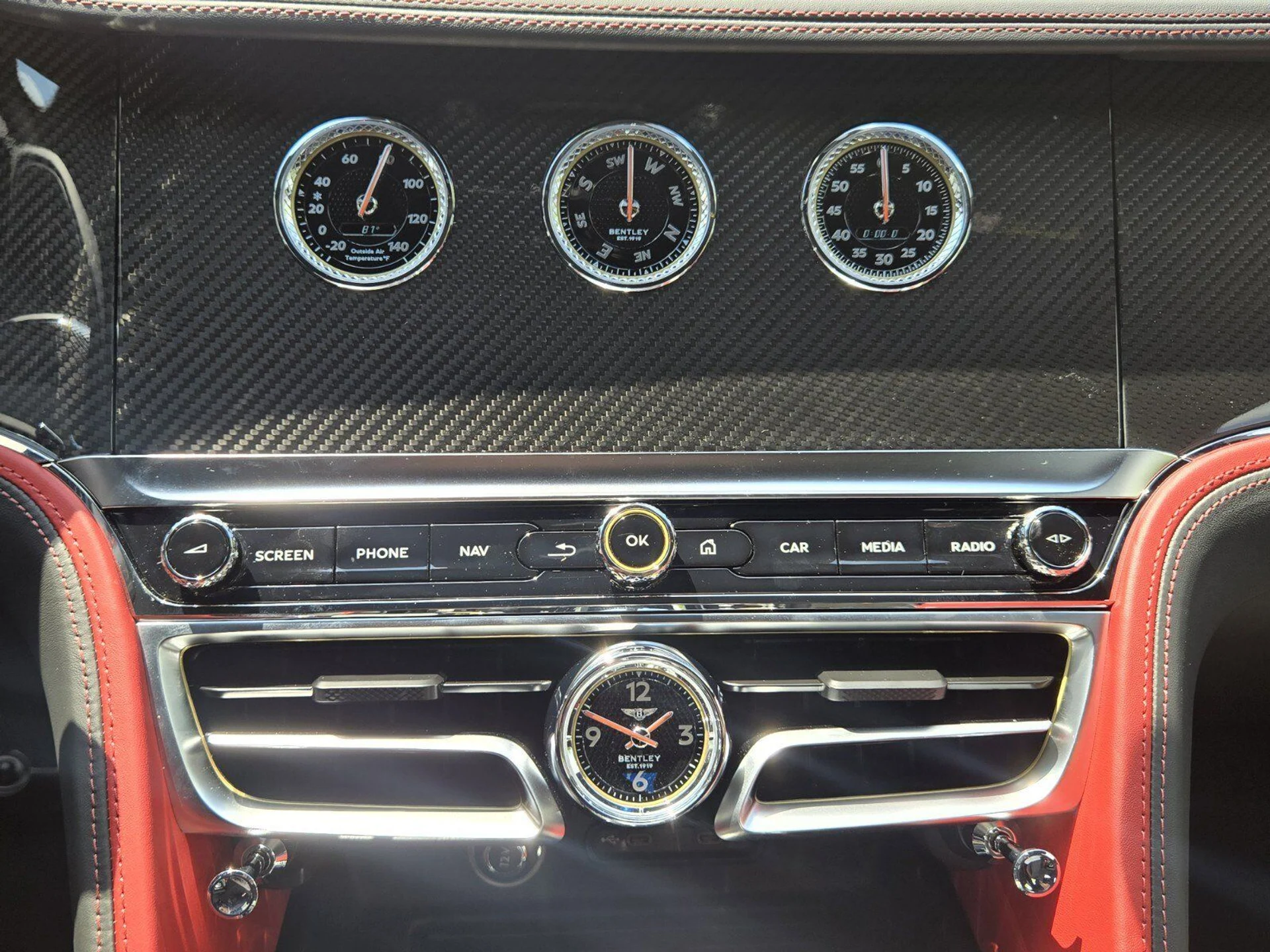 mph036_1372702263_b05bf9288adddc07c388361d9f16d11fx_5dc7b71b3a