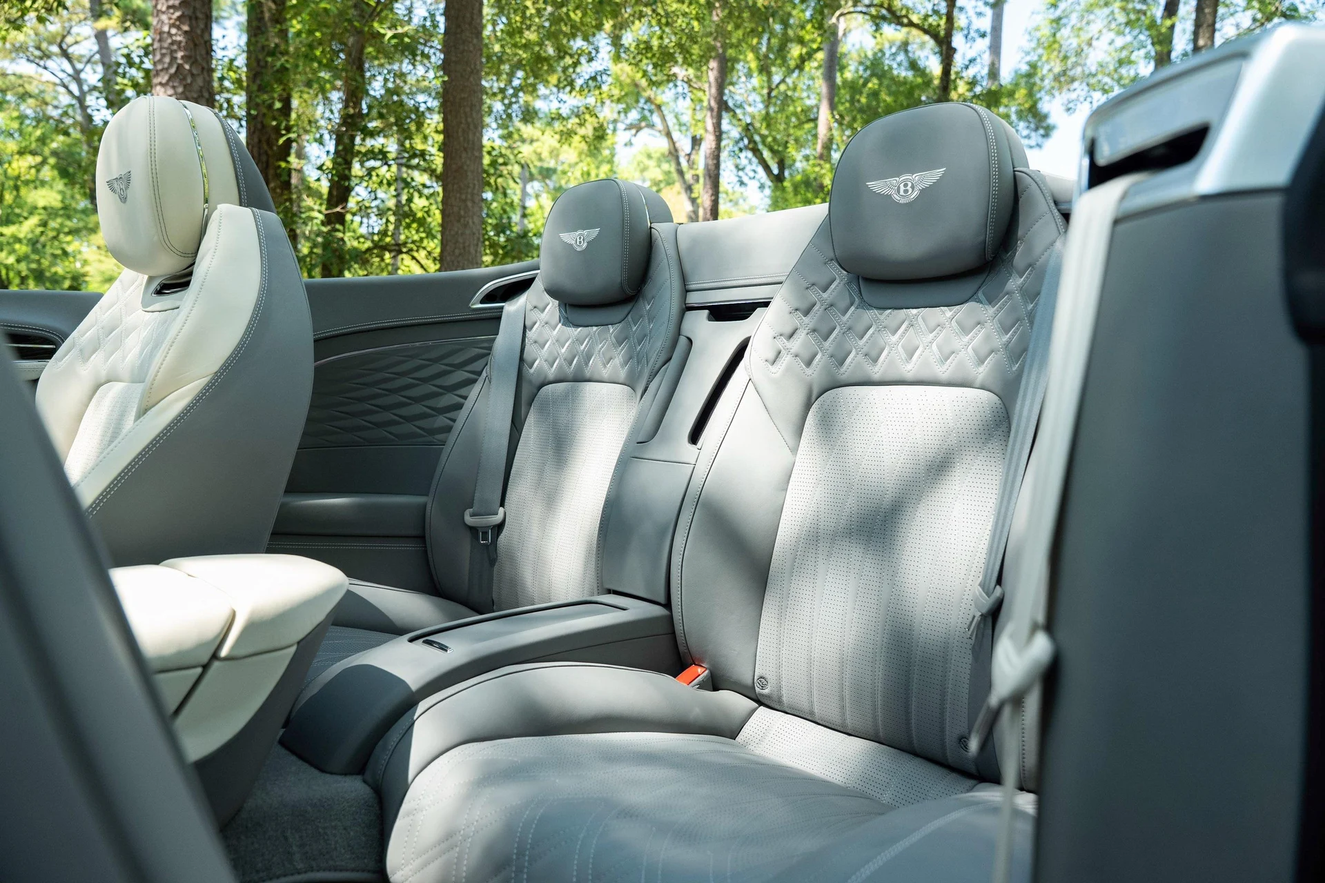 mph036_138000280_451284868_6954be304e73cd9f103f4dfd_4cb9c478e9