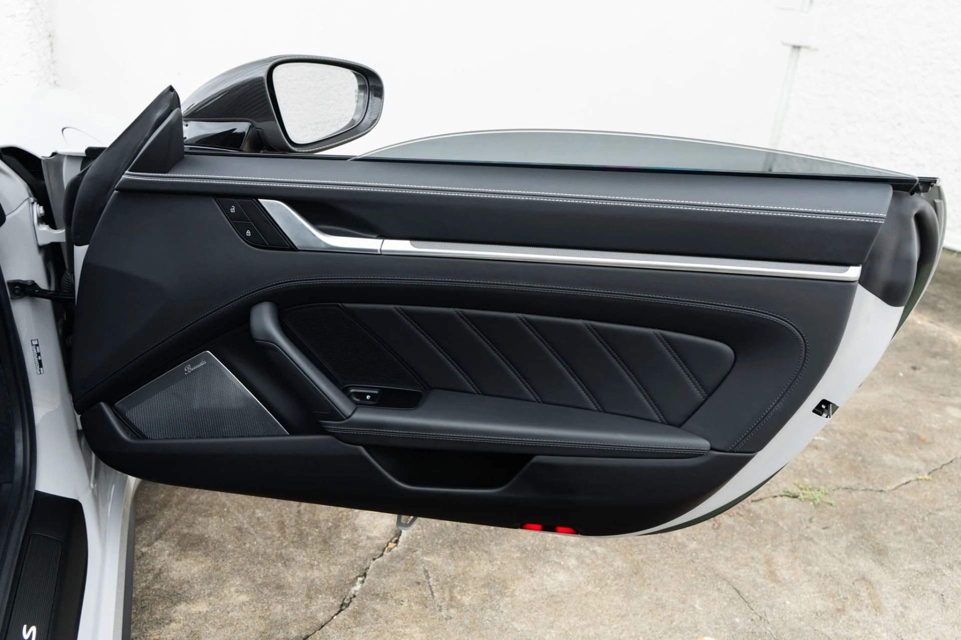 mph036_1388190670_Used_2023_Porsche_911_Turbo_S_1781888318_c399180e87