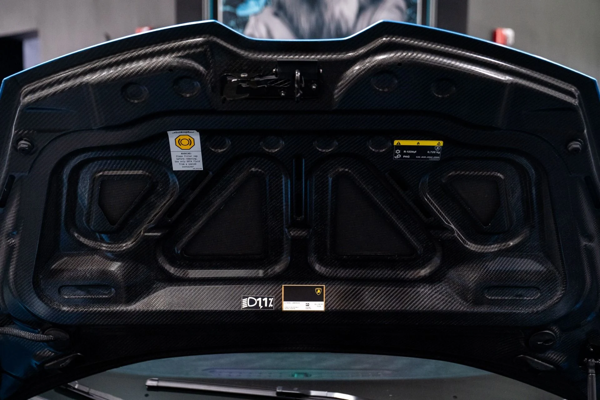 mph036_1415322617_Used_2023_Lamborghini_Huracan_Tecnica_Ad_Personam_Paint_Extended_Warranty_1770324397_88570c6740