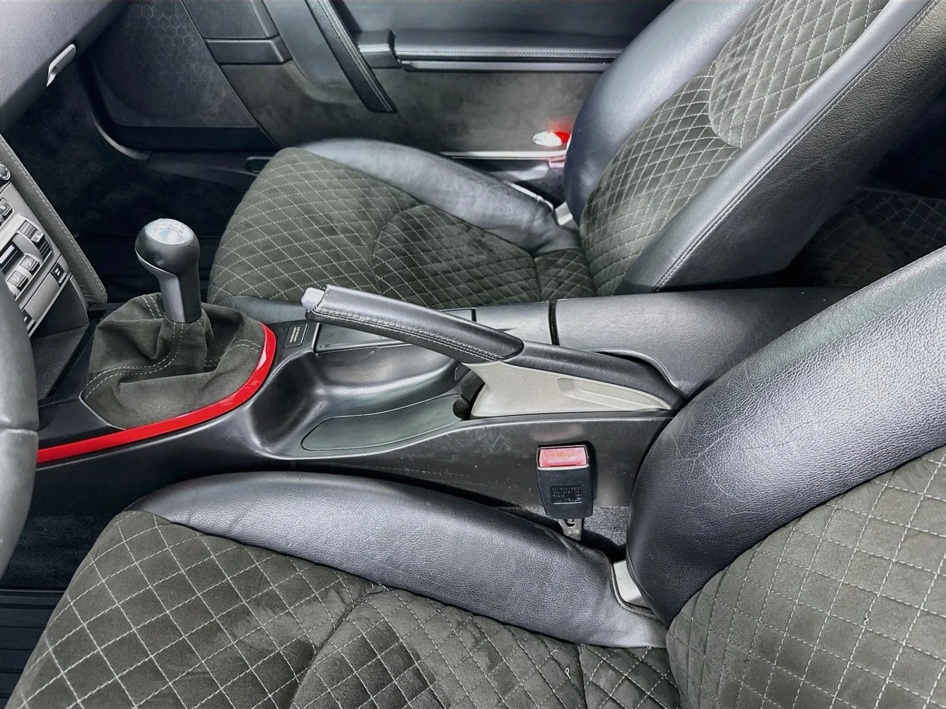 mph036_142263000_Used_2006_Porsche_911_Carrera_S_1789504175_cc9039d4db