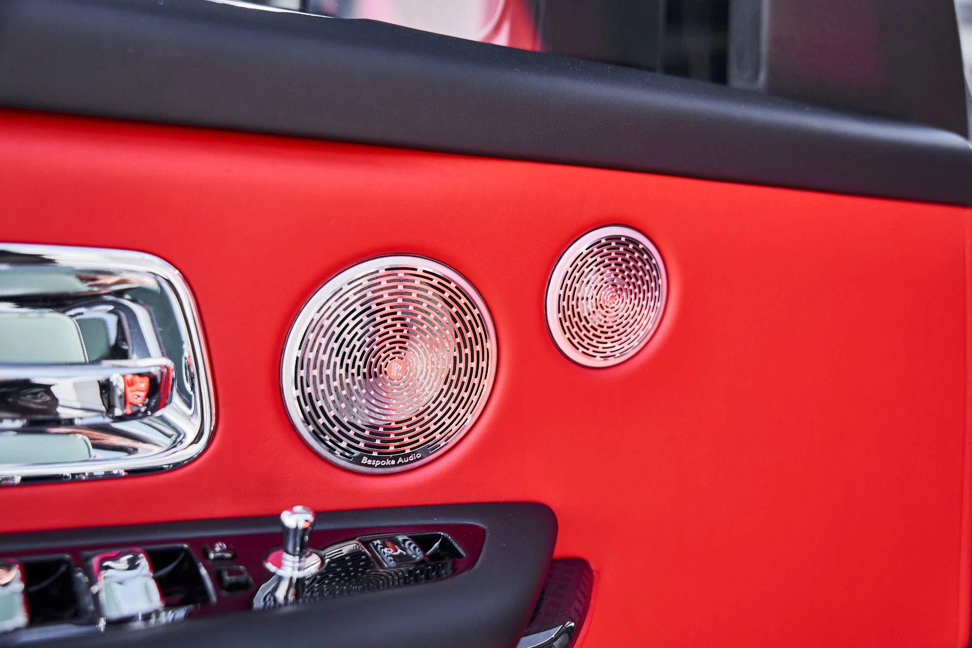 mph036_1459412591_Used_2024_Rolls_Royce_Cullinan_Black_Badge_1775870996_cc2b67d384