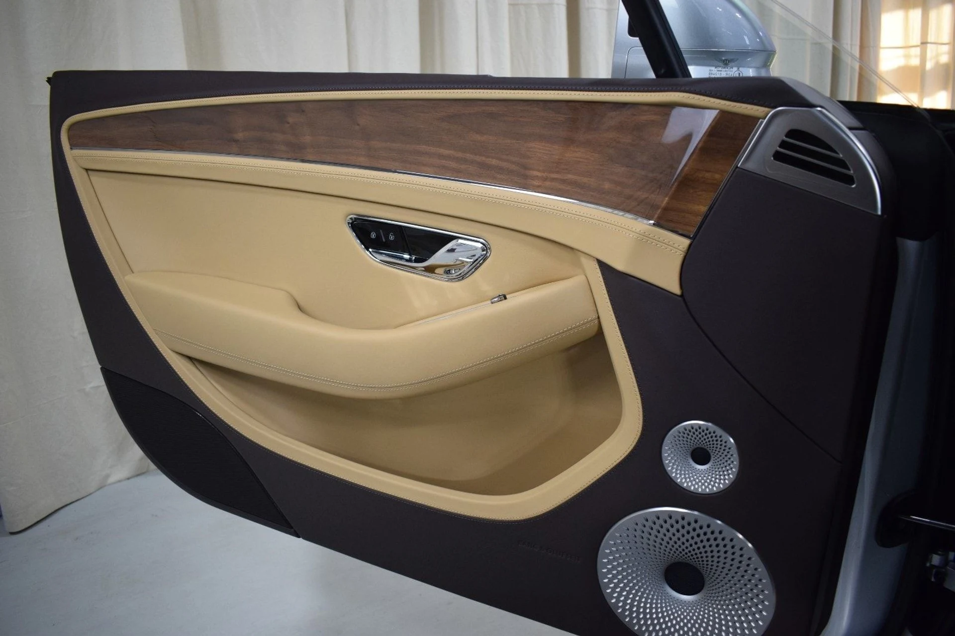 mph036_146629326_2dcf0a06a943b8d69706e1fe1b3af298x_a962a5ebc0