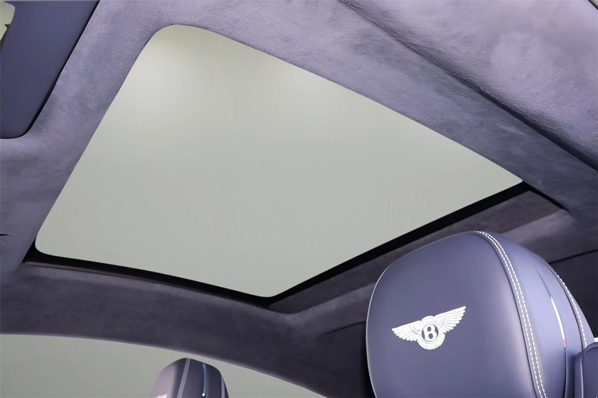 mph036_146869260_37_b8bea59981