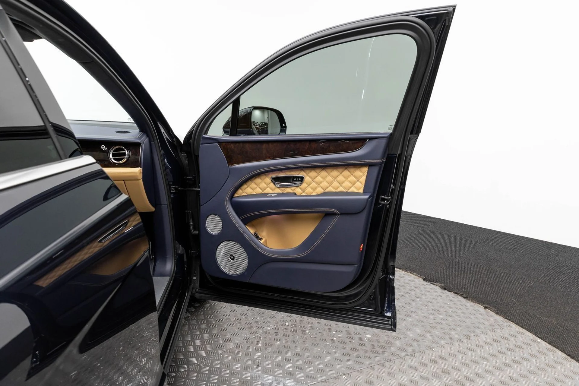 mph036_1473524908_37_58f19e6ab6