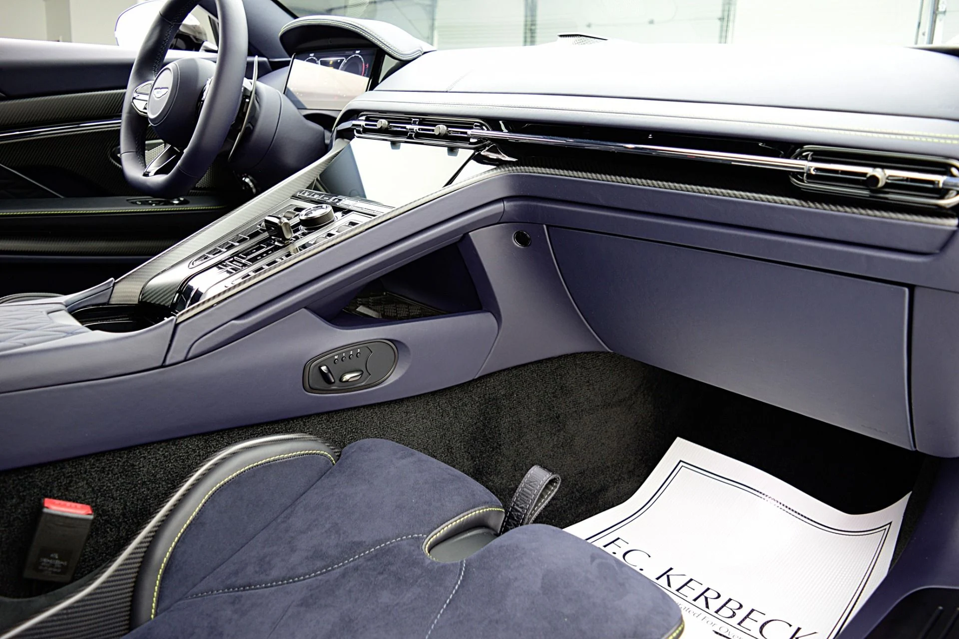 mph036_1482511209_Used_2024_Aston_Martin_DB_12_Coupe_12d5abe5d4