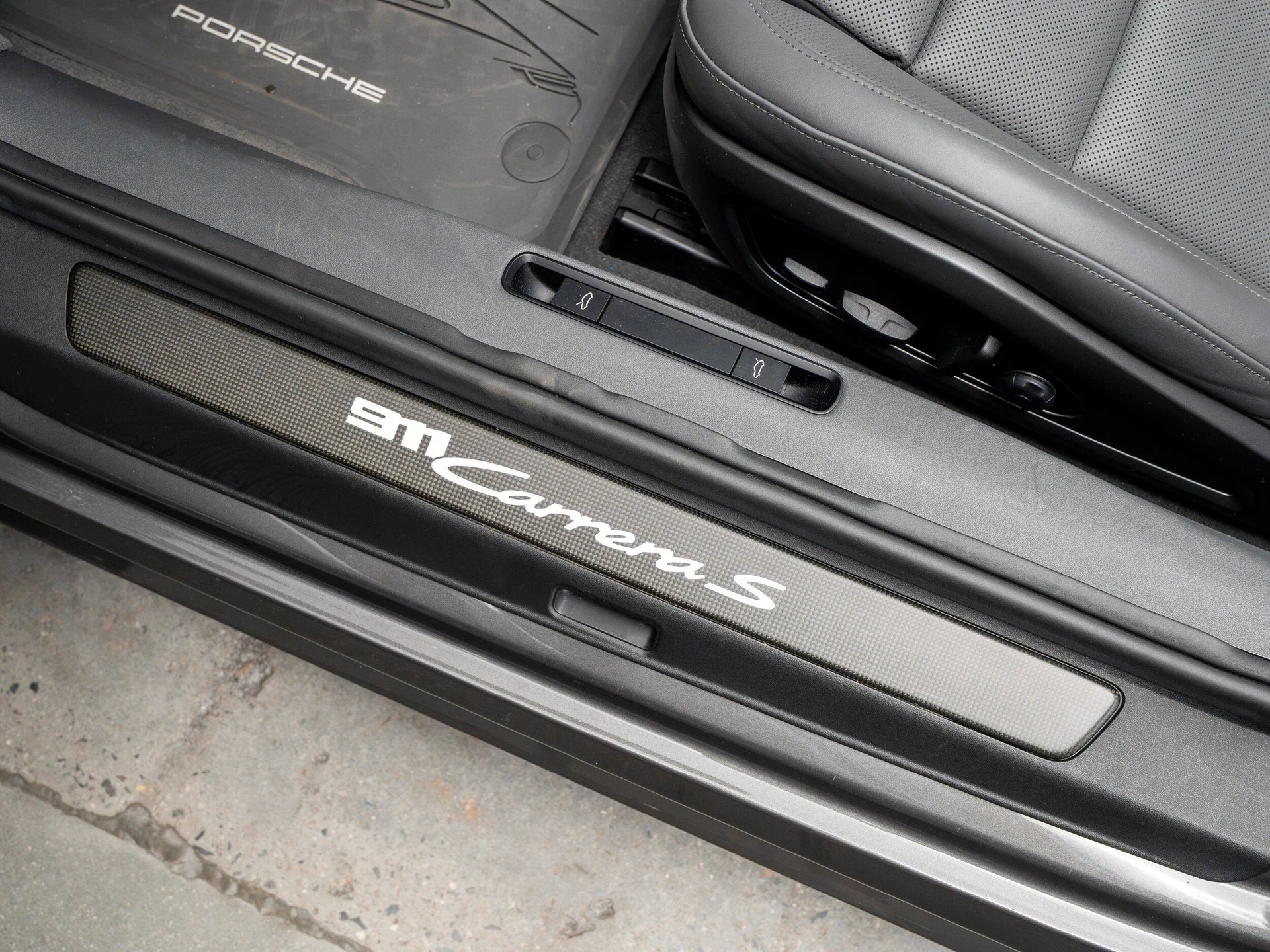 mph036_1494013739_11e1776184d5a0c9731bbd958f25f2f7x_764b7bc966