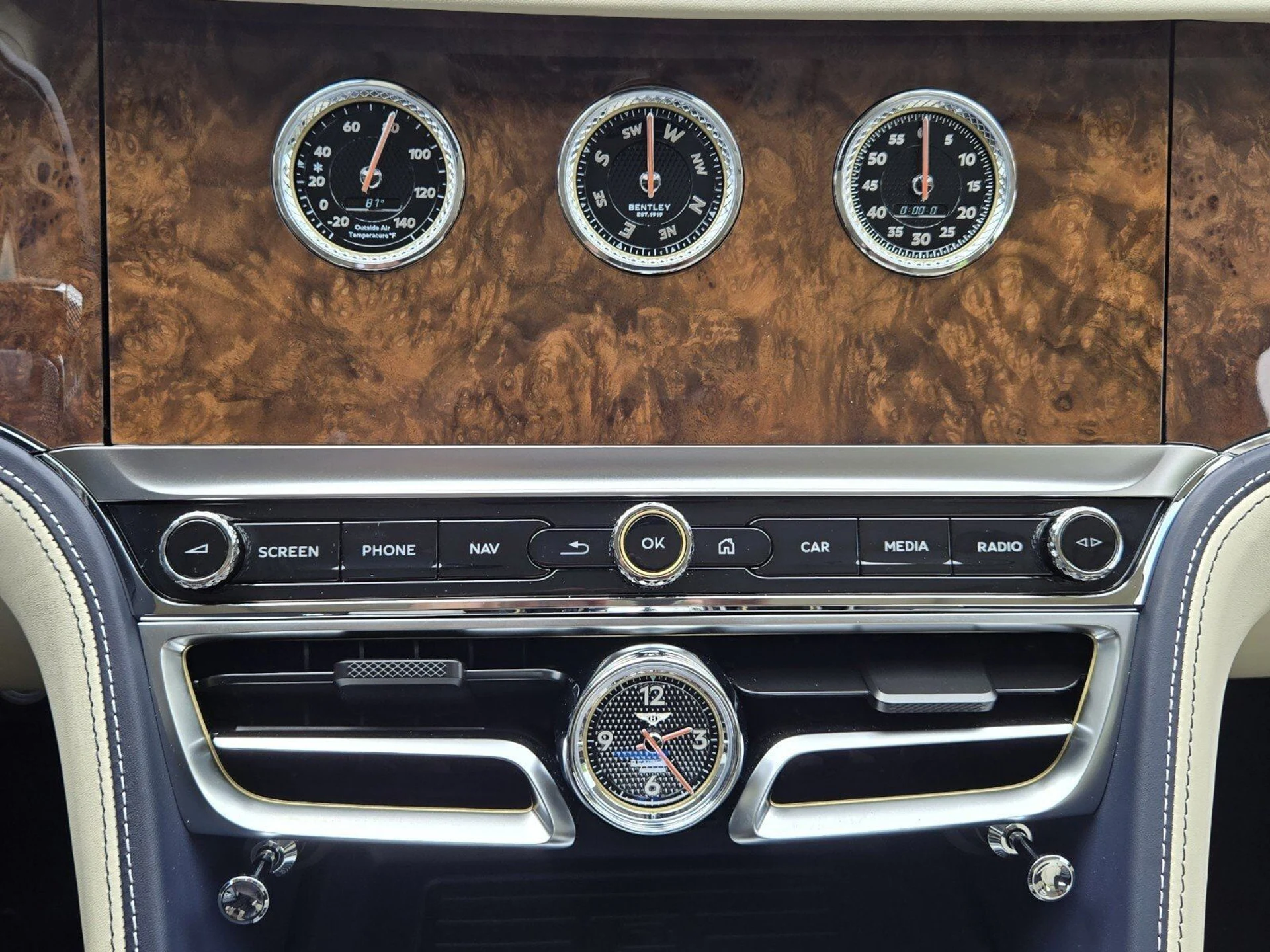 mph036_150159589_9585d45dab2ce5747734e3a23f95b38fx_005a9c7008