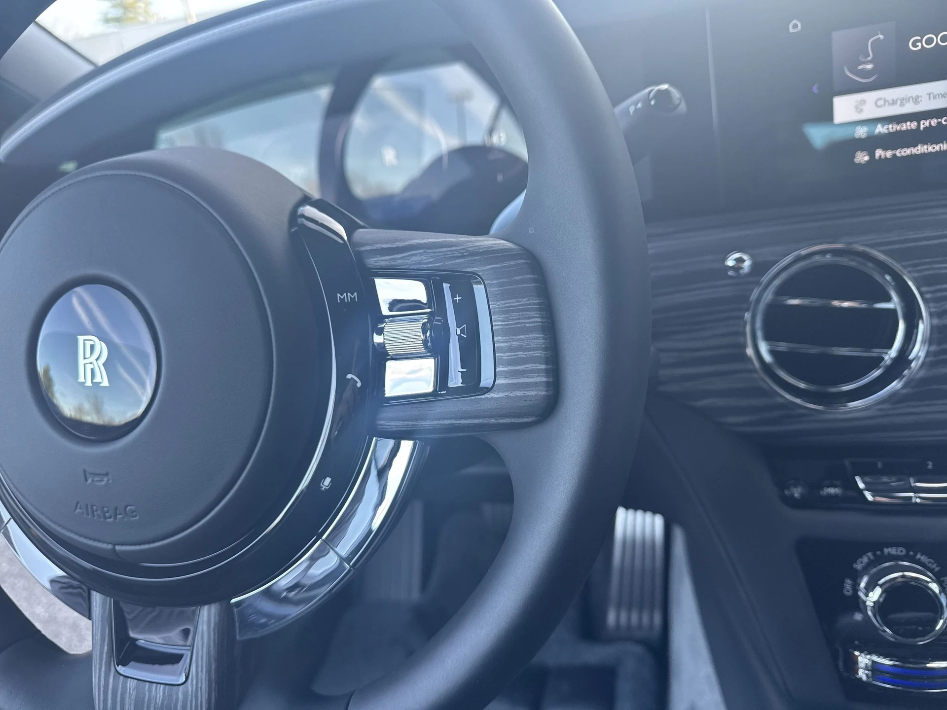 mph036_1506811493_c41b9caa17a4649da15a0cc9f20c235dx_0aff533ddb