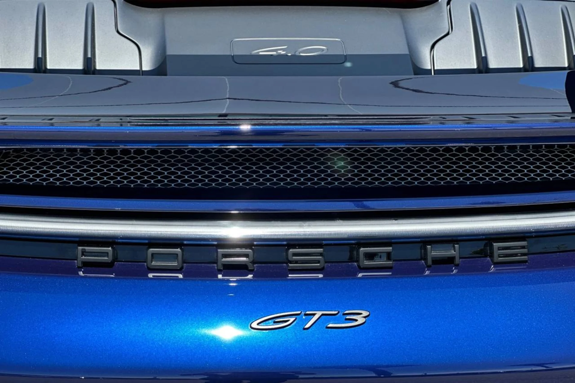 mph036_1536614774_1280_2fe0077b02