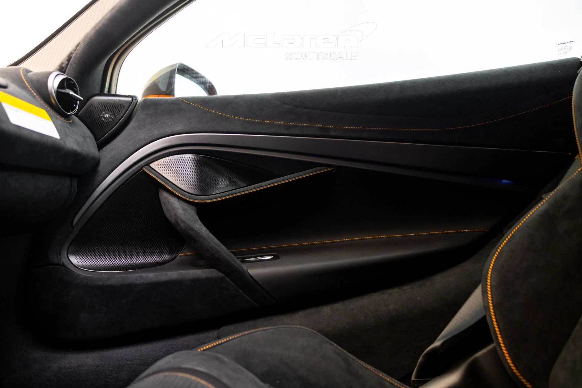 mph036_1541677236_Used_2024_MCLAREN_750_S_PERFORMANCE_1727901261_9a93056195