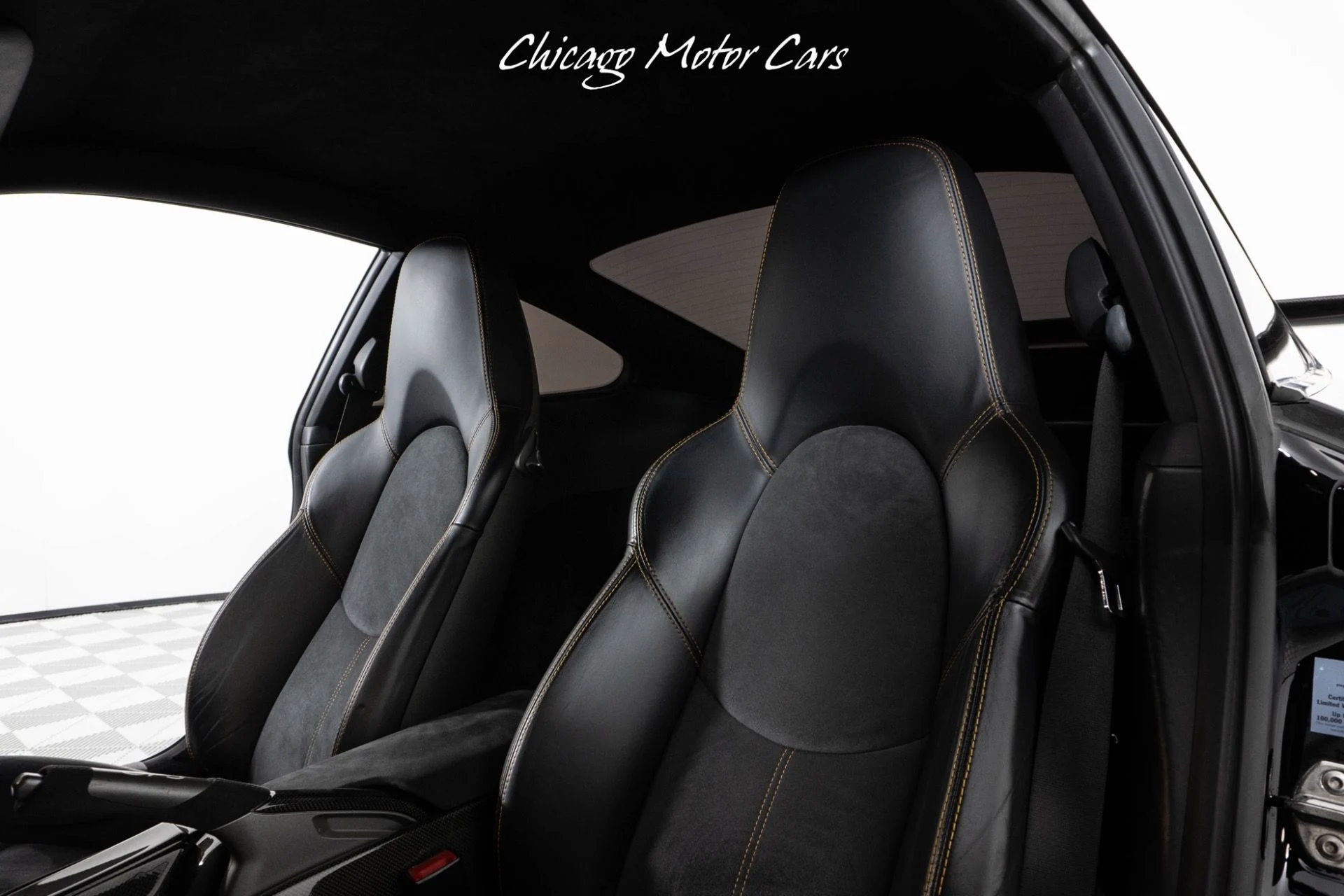 mph036_1544807704_13459_p37_l_8d3414c9a3