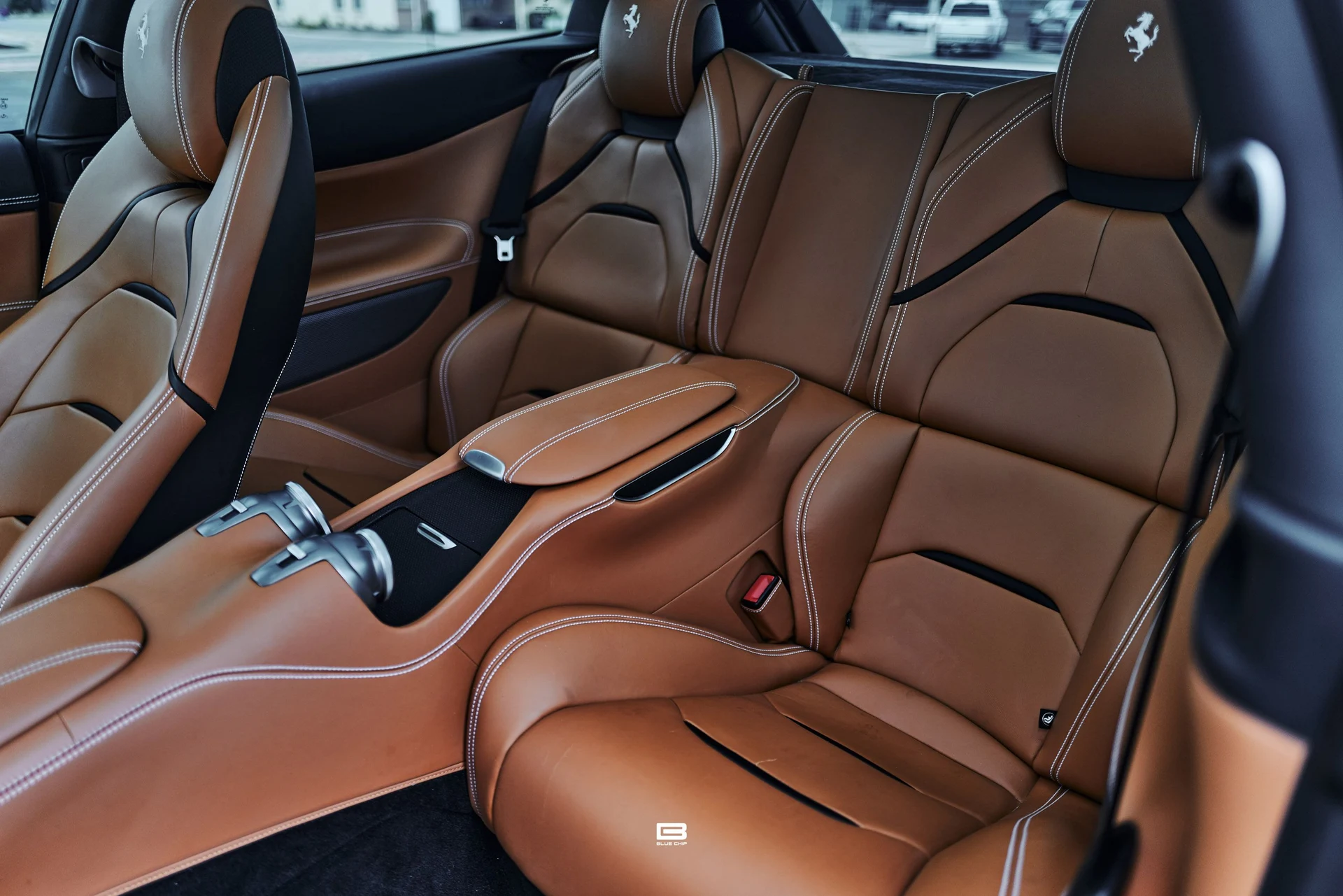 mph036_155236473_69e2a493397c29a508d72e06_L1220560_0df4adf59b