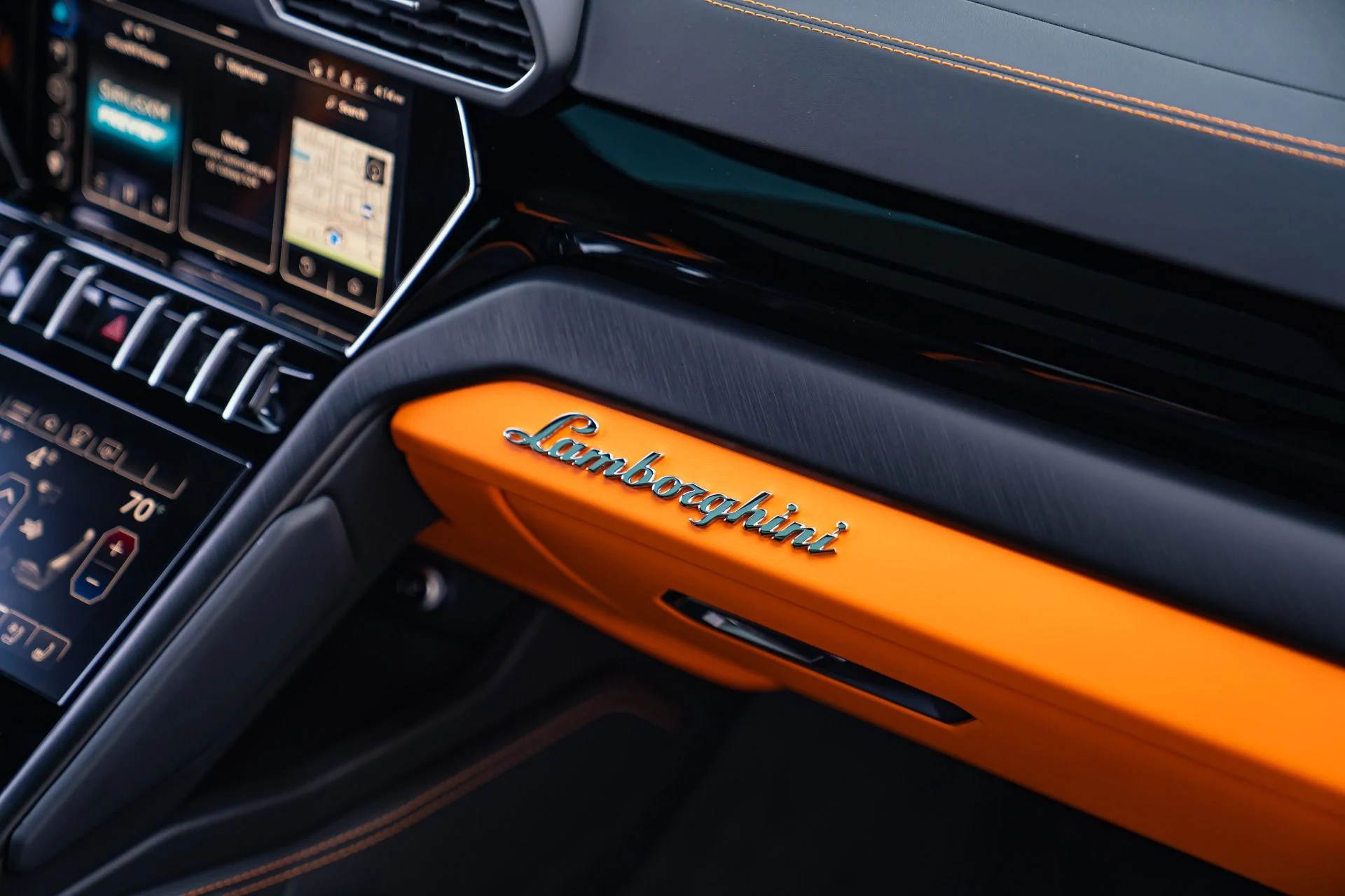 mph036_1552669458_Used_2024_Lamborghini_Urus_S_HUGE_295296_Original_MSRP_Low_Mile_1787089890_56625bf1d7