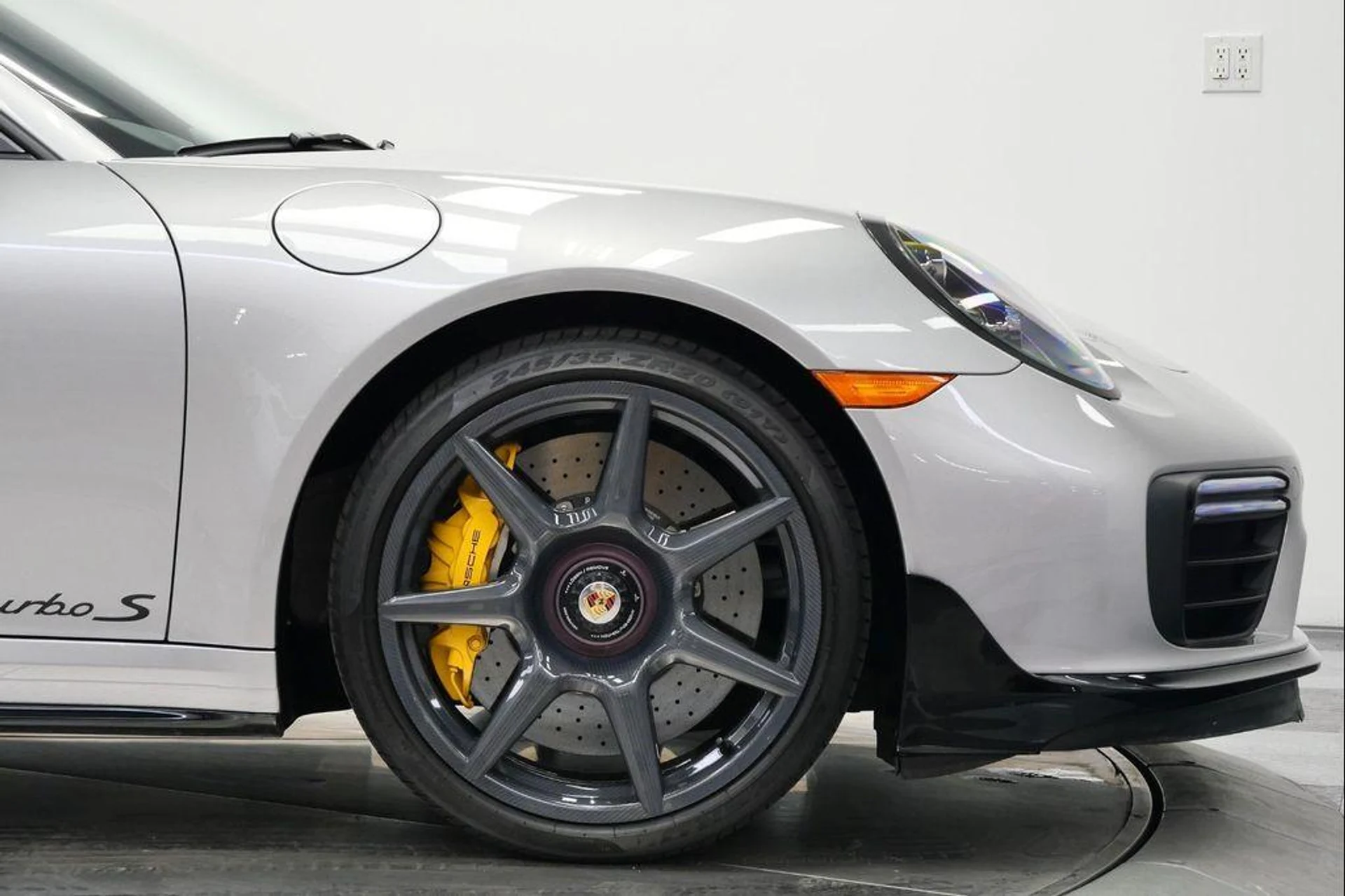 mph036_1554661693_4rh_Sn_N4x_E_Au_H_Wm0a_ESO_7_Hmvhkg_dbdc01f239