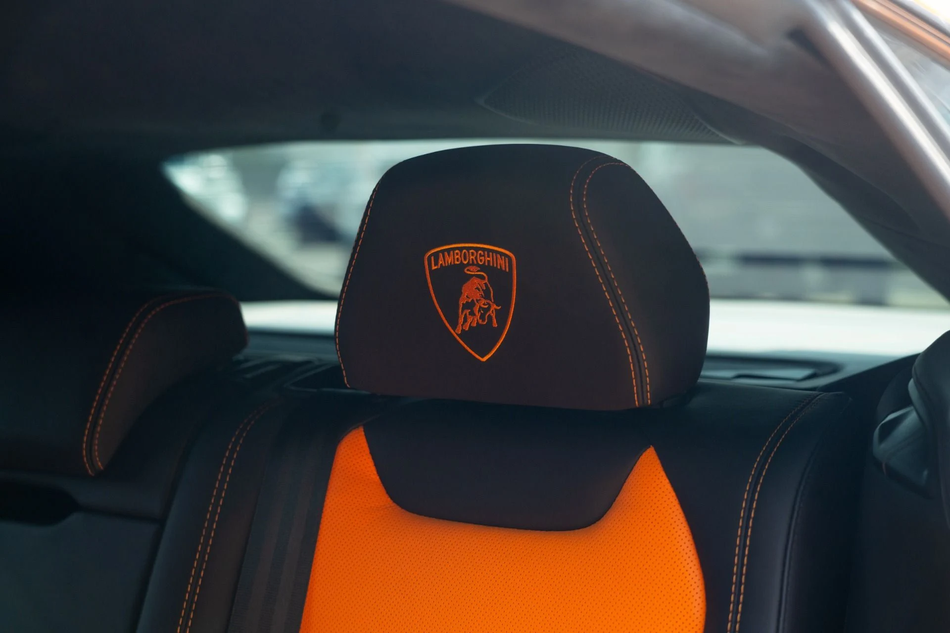 mph036_1556567325_Used_2022_Lamborghini_Urus_1755127635_aec445819c