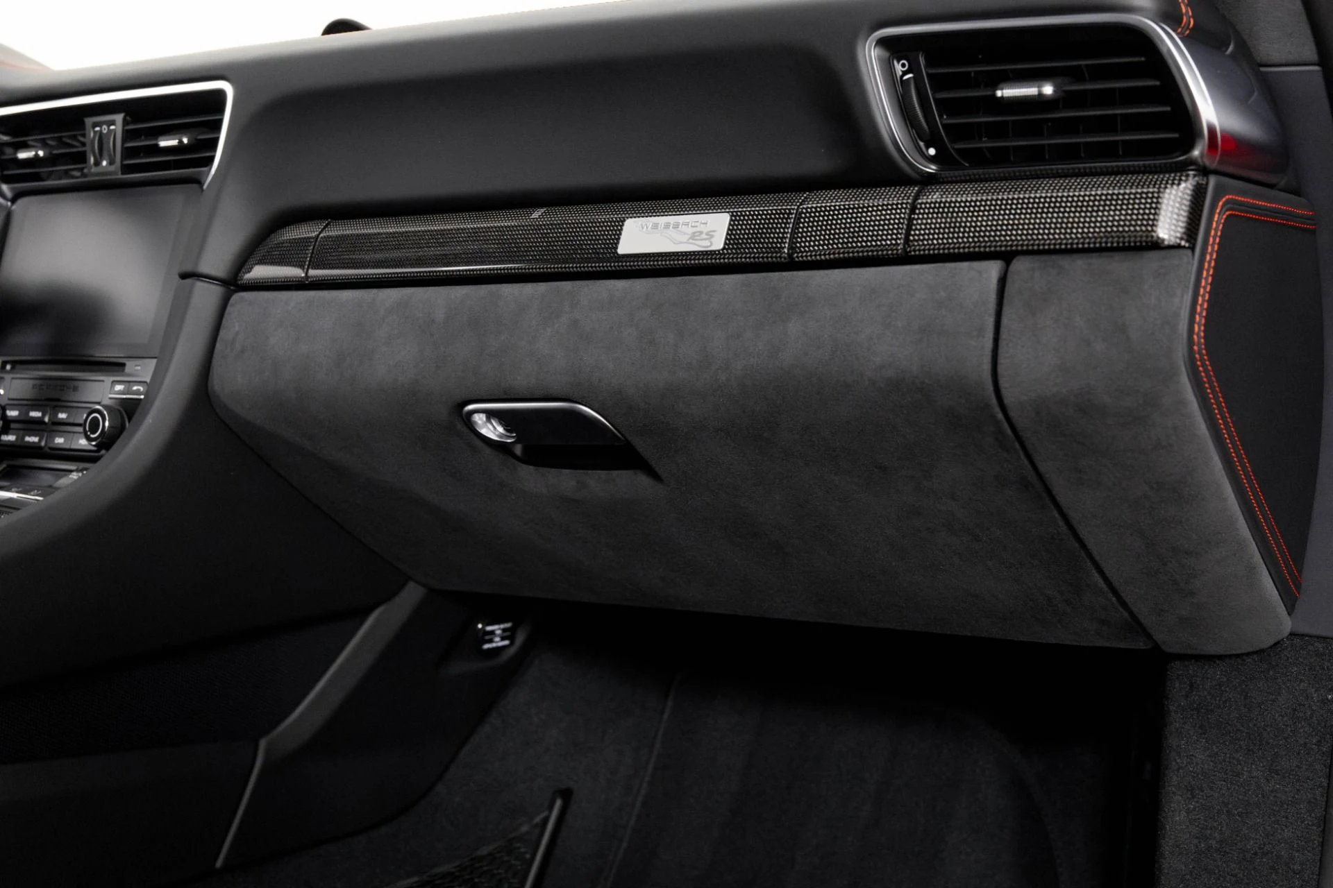 mph036_155965331_Used_2019_Porsche_911_GT_3_RS_1762190422_479d1b7694