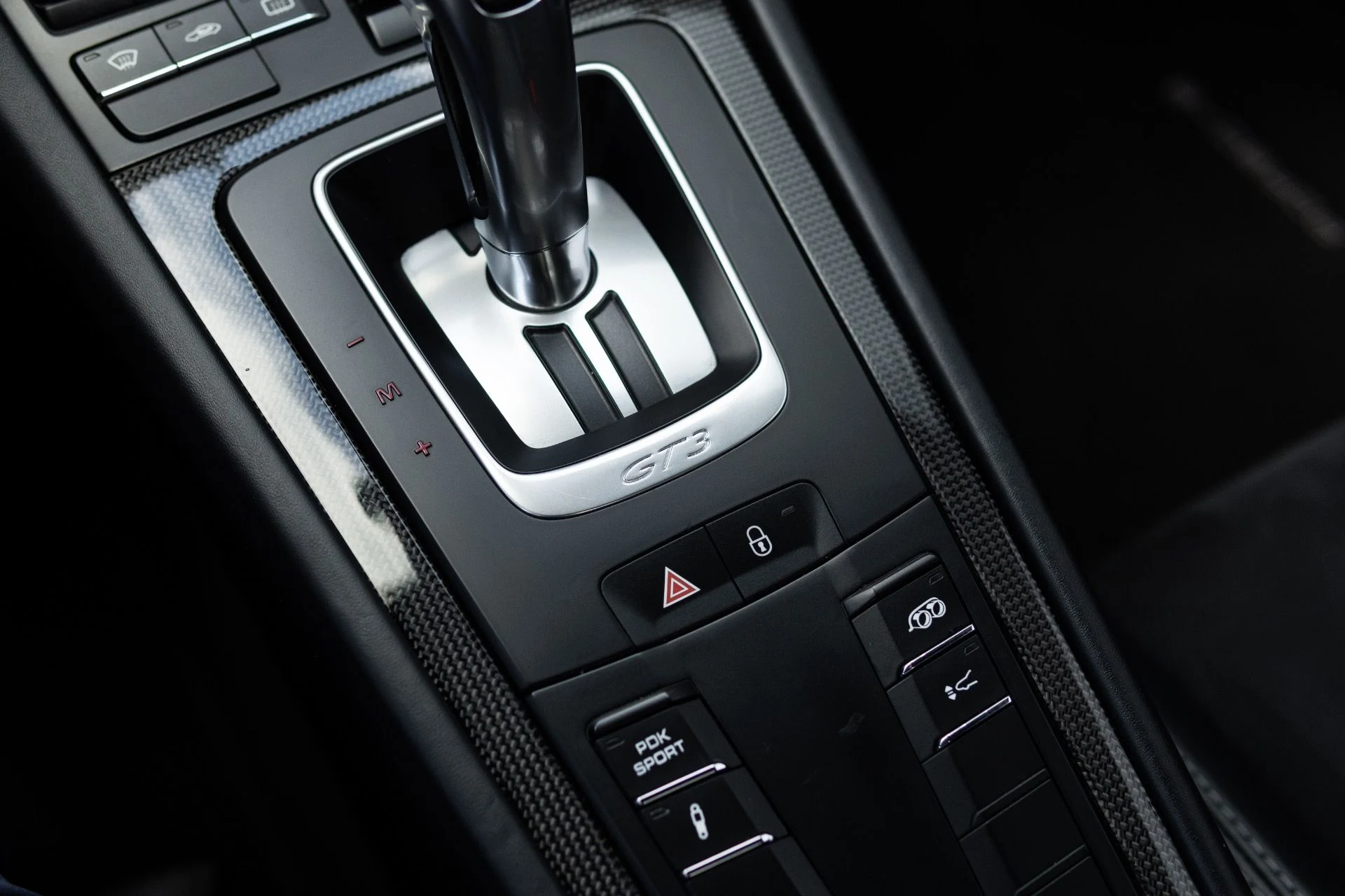 mph036_1561255458_Used_2015_Porsche_911_GT_3_1766771055_6a3ba8de6c