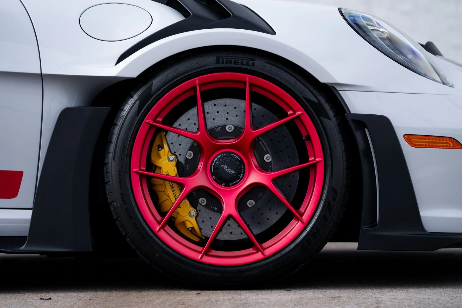 mph036_1567335870_Used_2025_Porsche_911_GT_3_RS_1766778331_a420613832