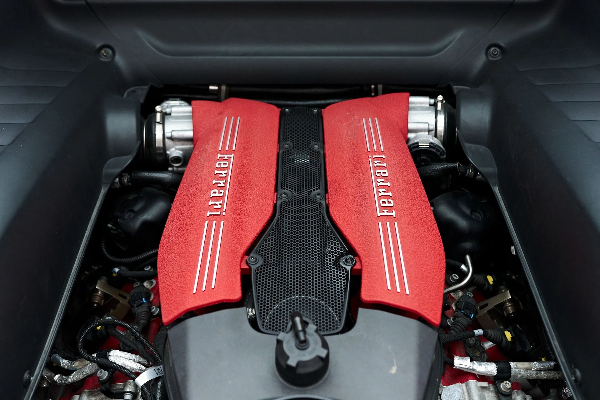 mph036_1567338647_Used_2017_Ferrari_488_GTB_Base_1755309758_79897208c9