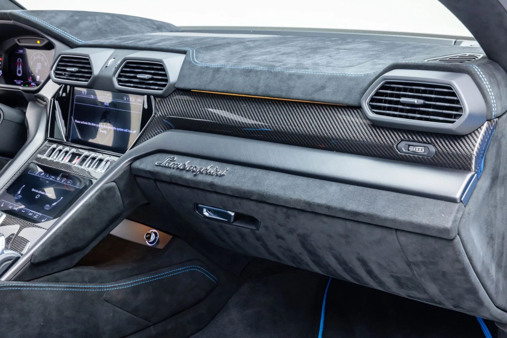 mph036_1572896681_13287_p37_l_85a7beca3b