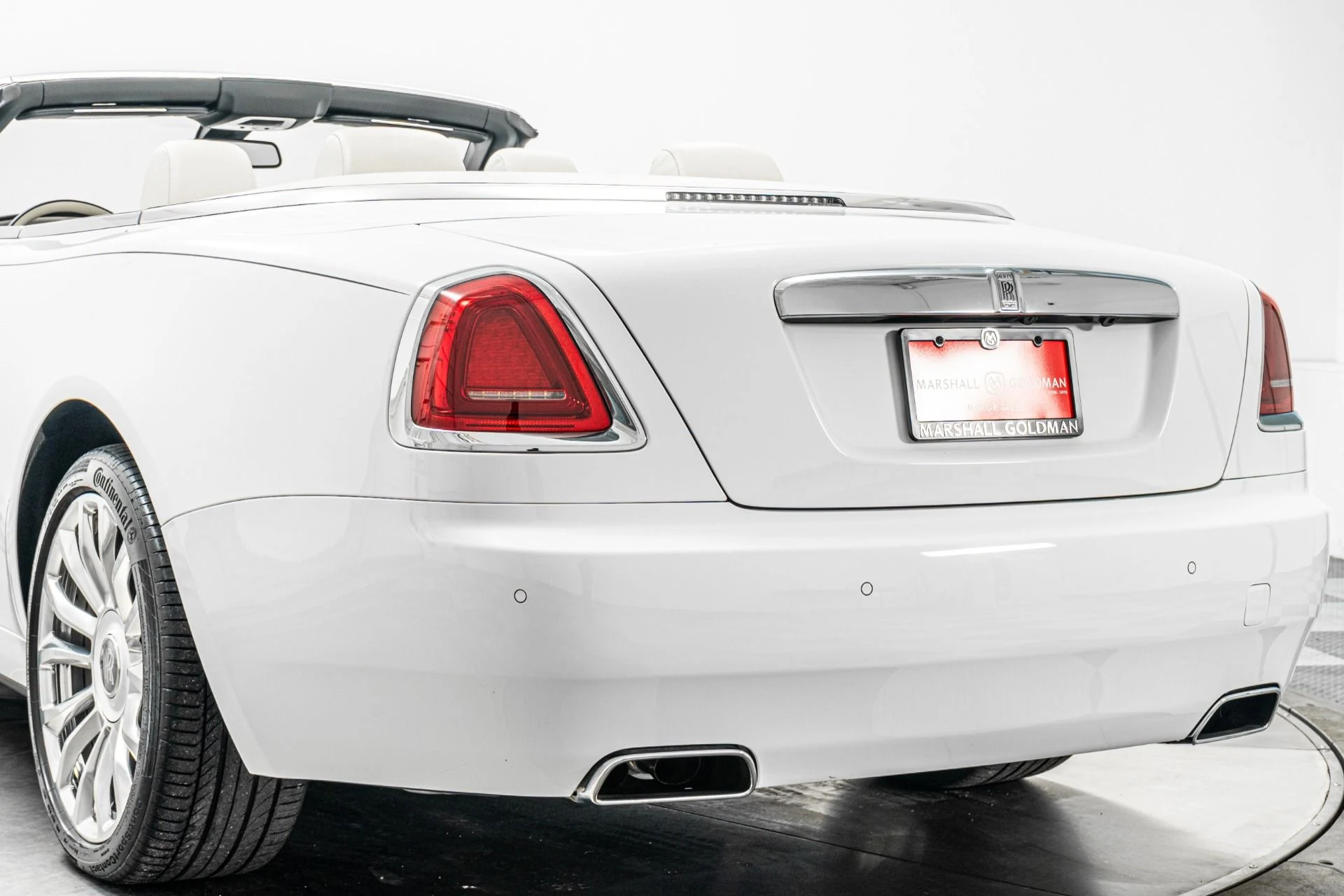 mph036_1581540843_Used_2020_Rolls_Royce_Dawn_Fully_Polished_Wheels_Heated_and_Ventilated_Seats_1764007062_547f553c51