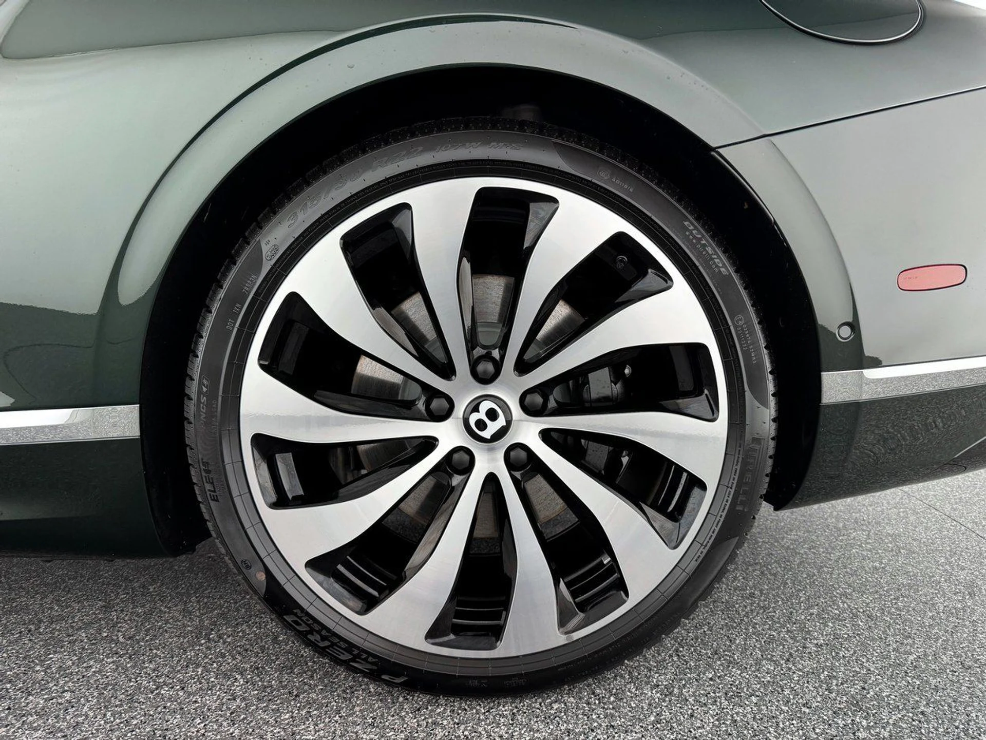 mph036_159054593_6104a042b4a673decd5bd5ae9a7f4e90x_59860e31a3