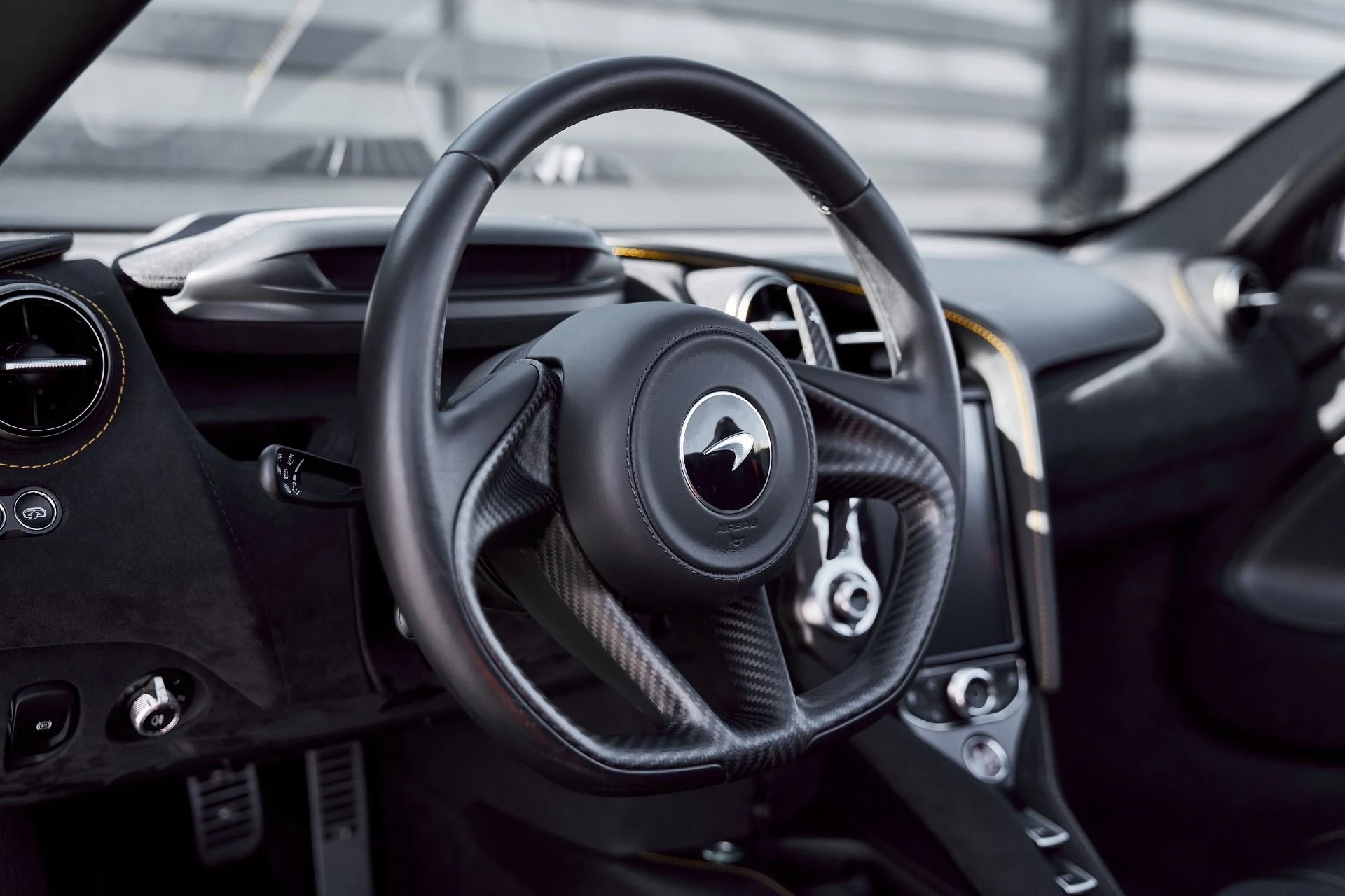 mph036_1604632389_Used_2020_Mc_Laren_720_S_1769655402_29c45fec5f