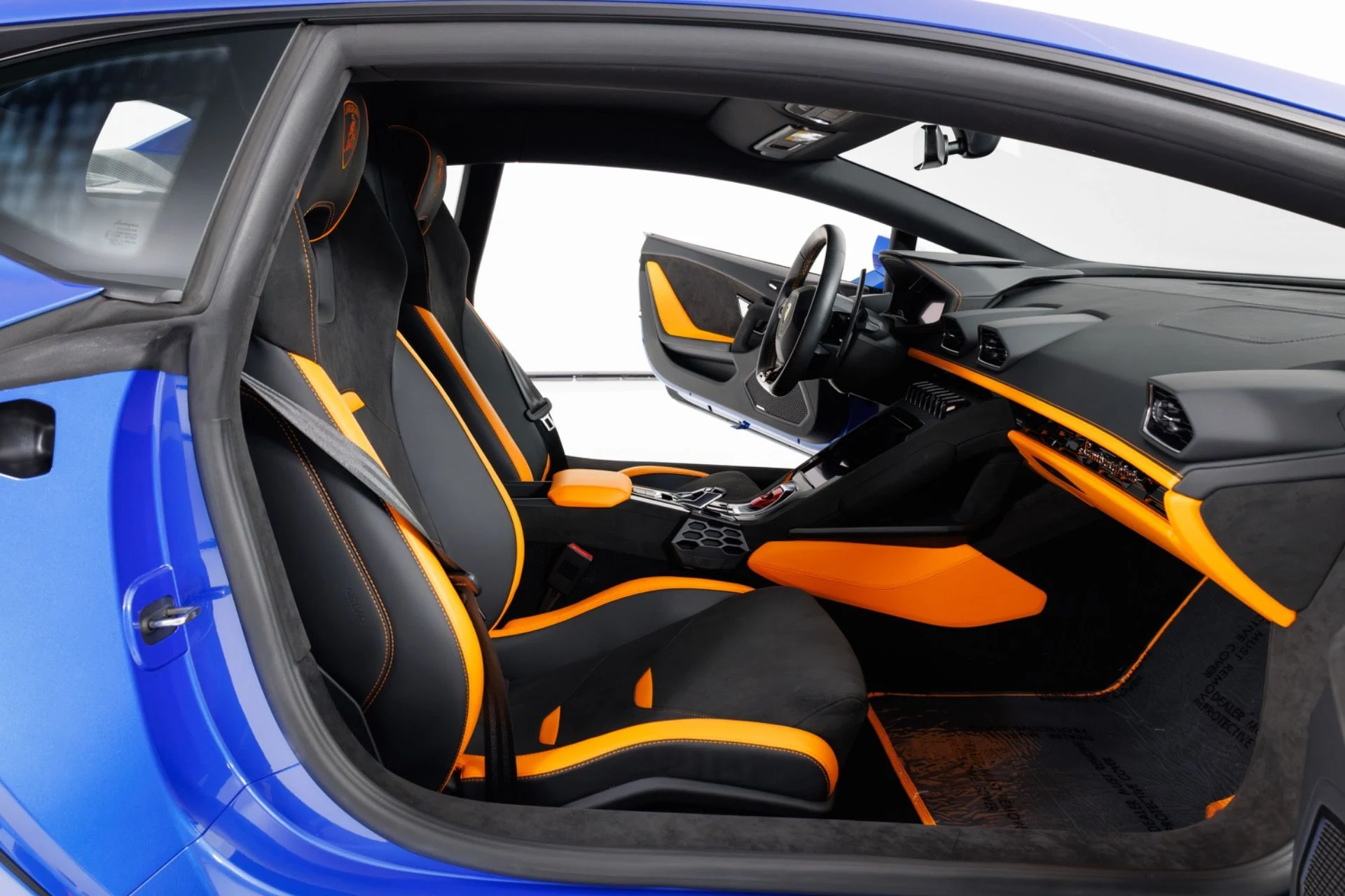 mph036_1606160509_Used_2023_Lamborghini_Huracan_Tecnica_1784830842_7515f82f53