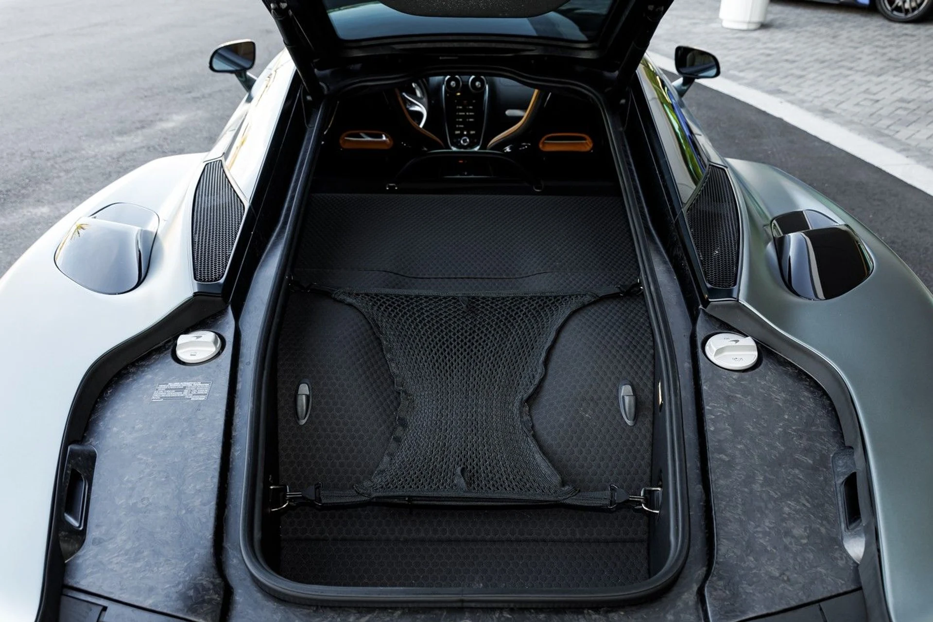 mph036_1606468823_638_p38_l_c0472e0b3b