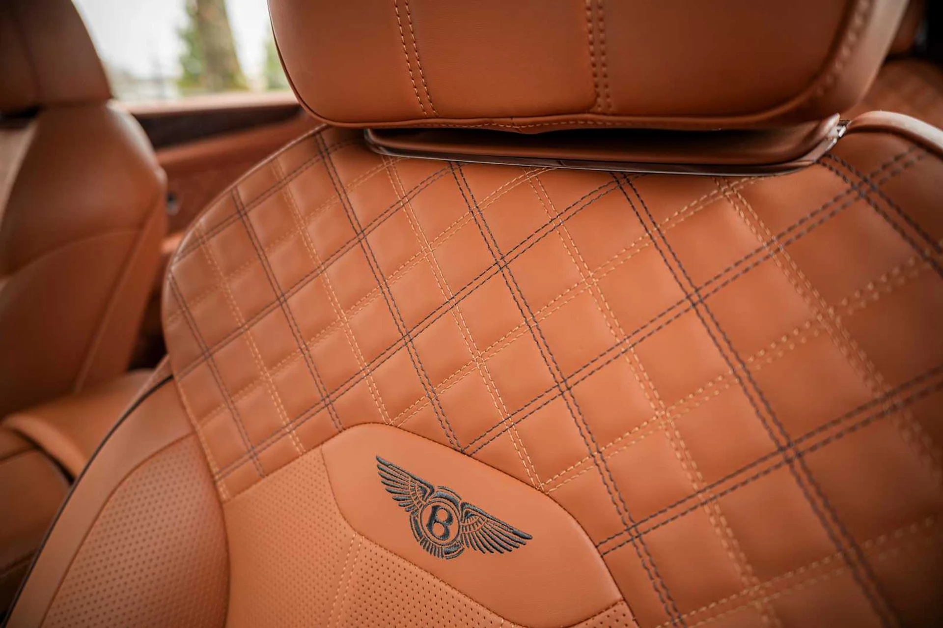 mph036_1612181636_0f0578532c919b1ffa38de3cdb3f4c7dx_32b8d420f2