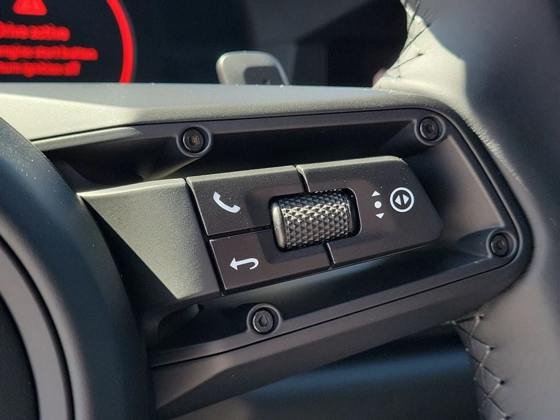 mph036_1617787849_37_20d88fa181