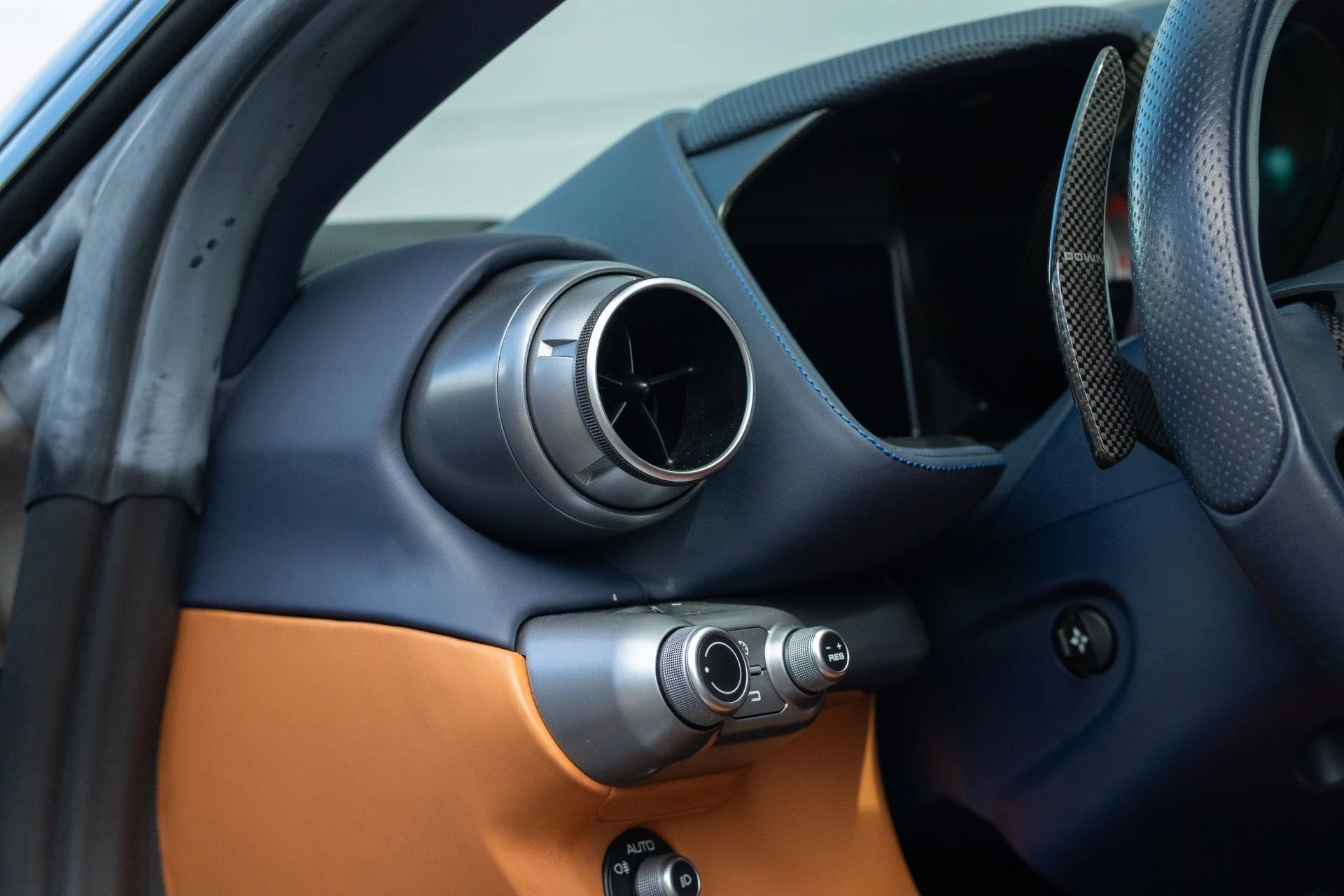 mph036_162126927_Used_2020_Ferrari_812_Superfast_1758742343_ae30317454