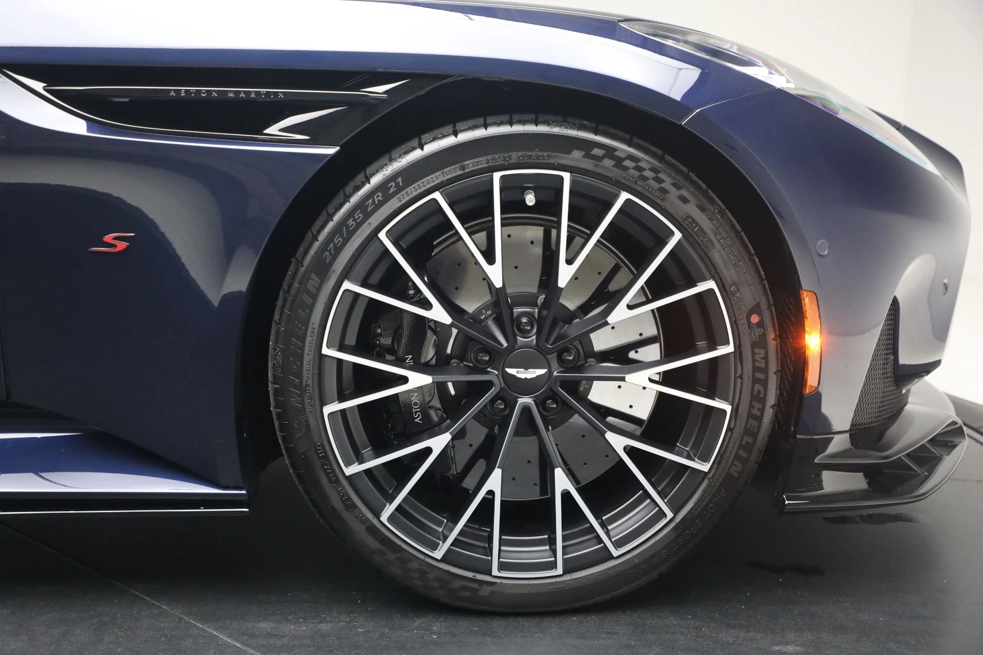 mph036_1633579802_New_2026_Aston_Martin_DB_12_S_1780512409_8c41de4f4f
