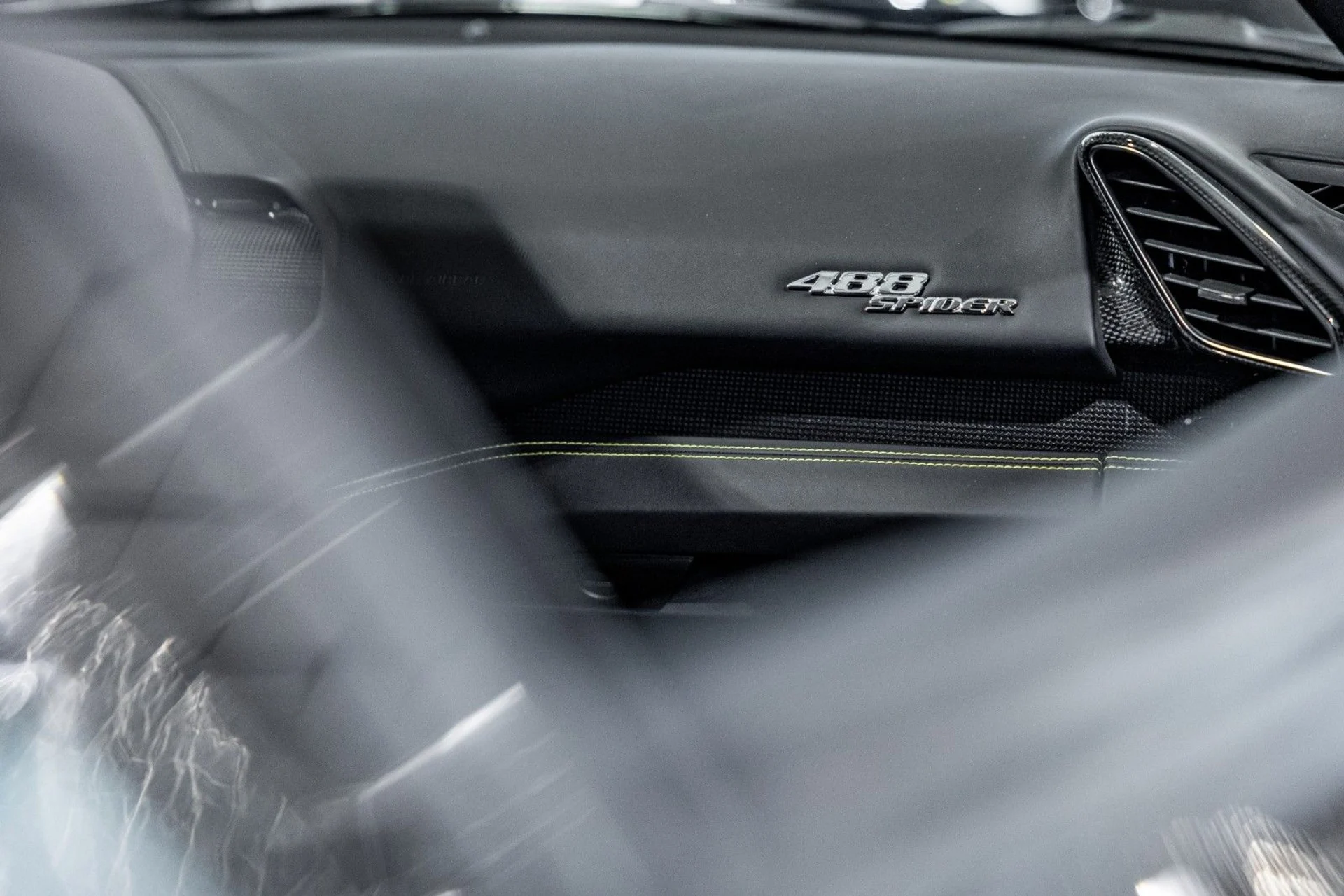 mph036_165174596_l_A_0c260e047e