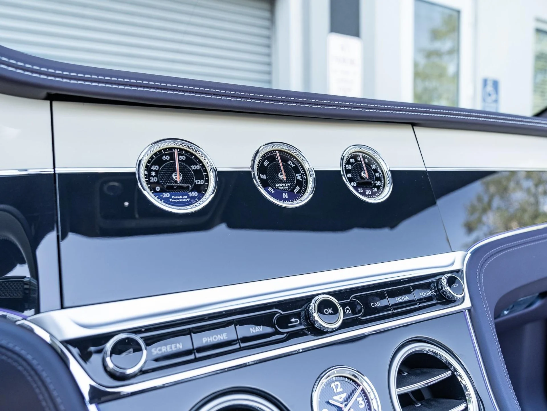 mph036_1670760706_Used_2024_Bentley_Continental_GT_V8_1763485680_0fe298c142