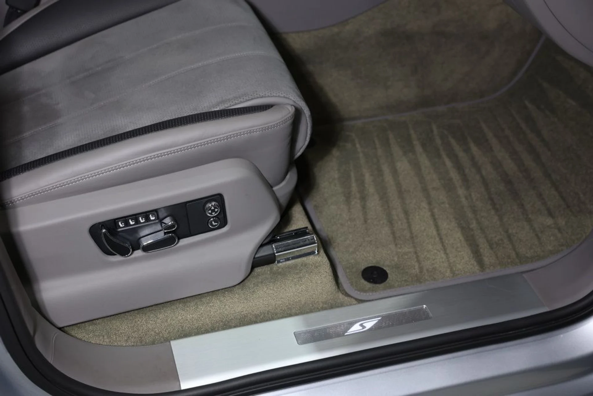 mph036_1691696965_kjvusdaod3pwau5219ghv8hifmjy_bac4e560af