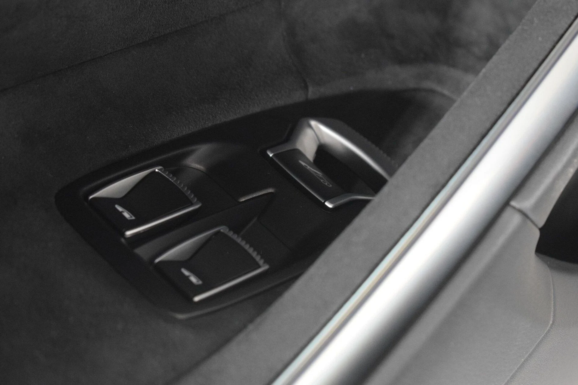 mph036_1692554365_c8a5cb9437ece9429cbfe5250fa9f538x_c9c5802002