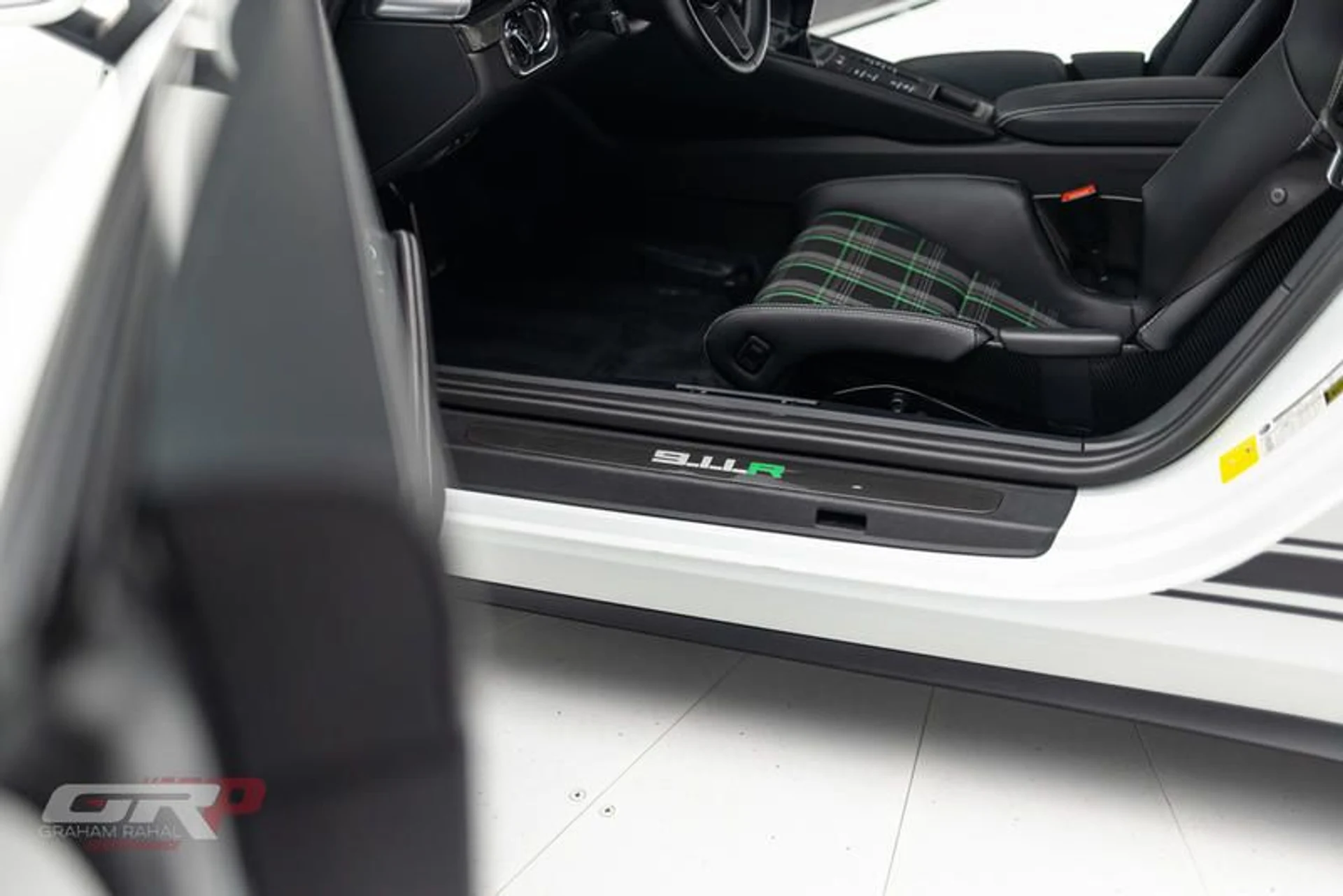 mph036_1697174136_F7062_FEF_A897_407_F_9031_FF_83653_EC_52_C_04b713e7f6