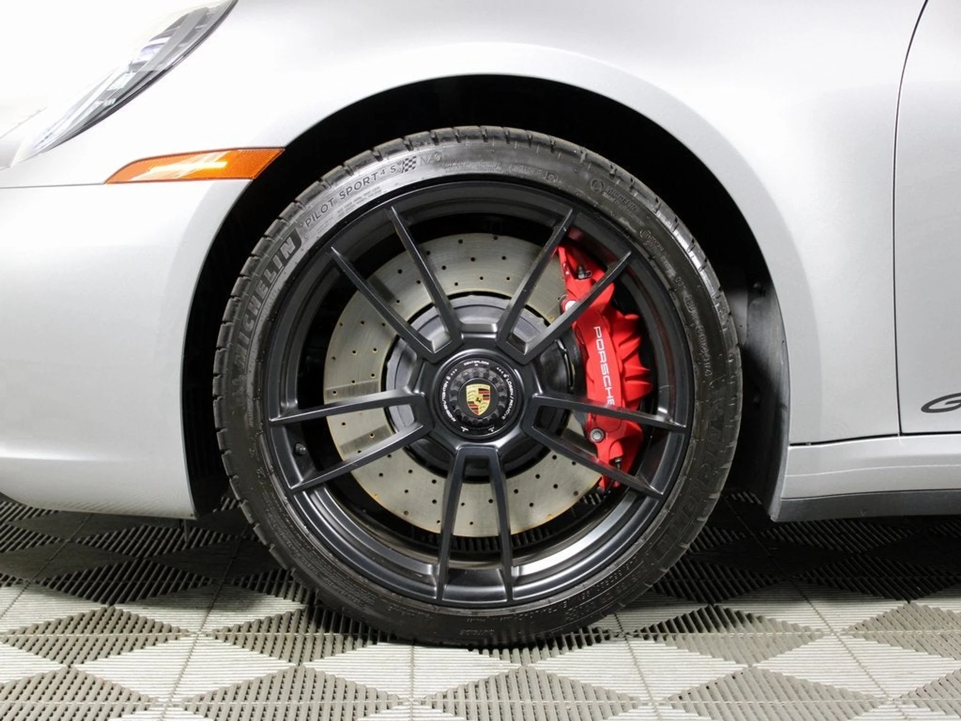 mph036_1718604321_37_7a35a3abf6