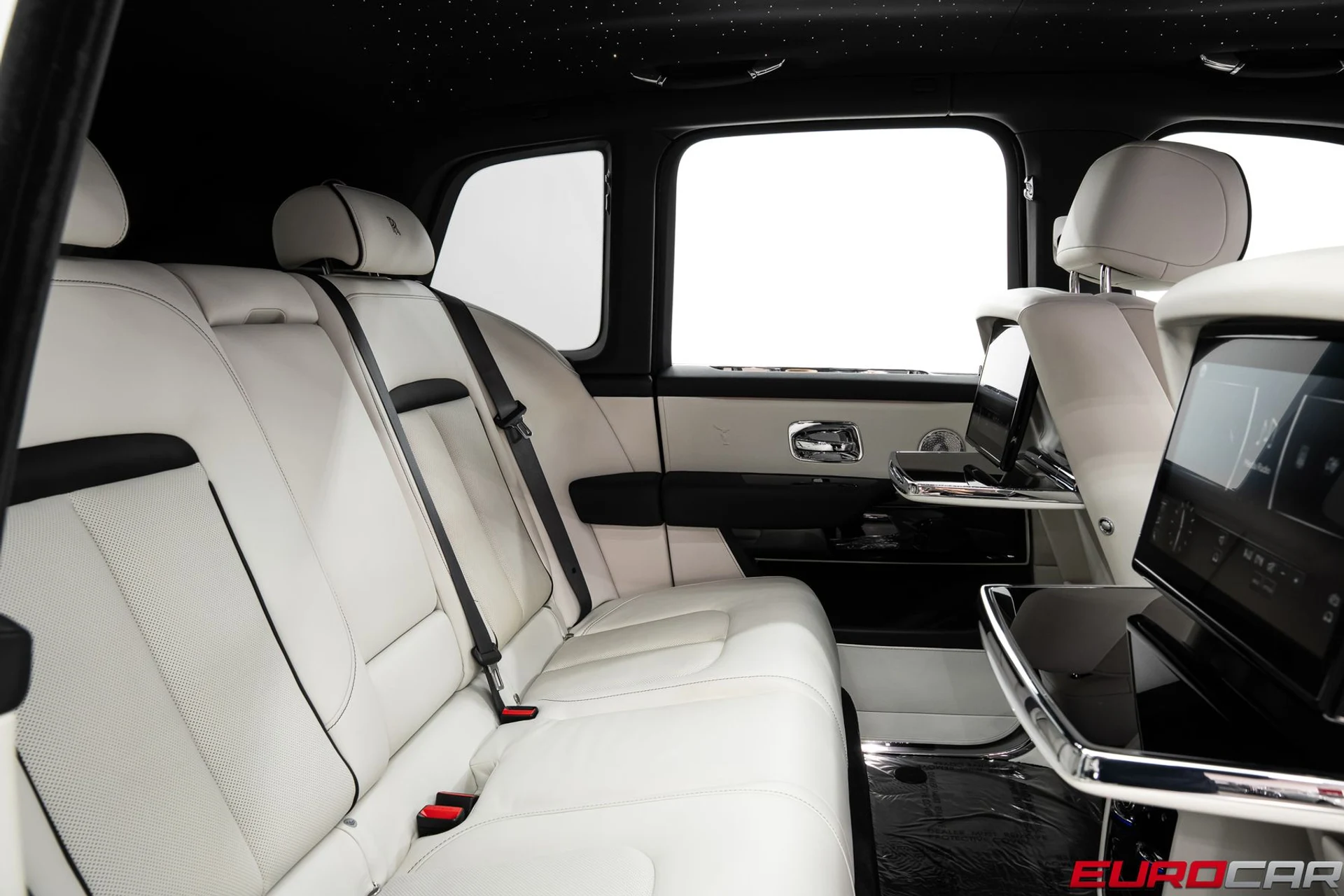 mph036_173014542_6d88d1a3_82e0_42b1_8426_7e0b66a26bc6_27da2503d9