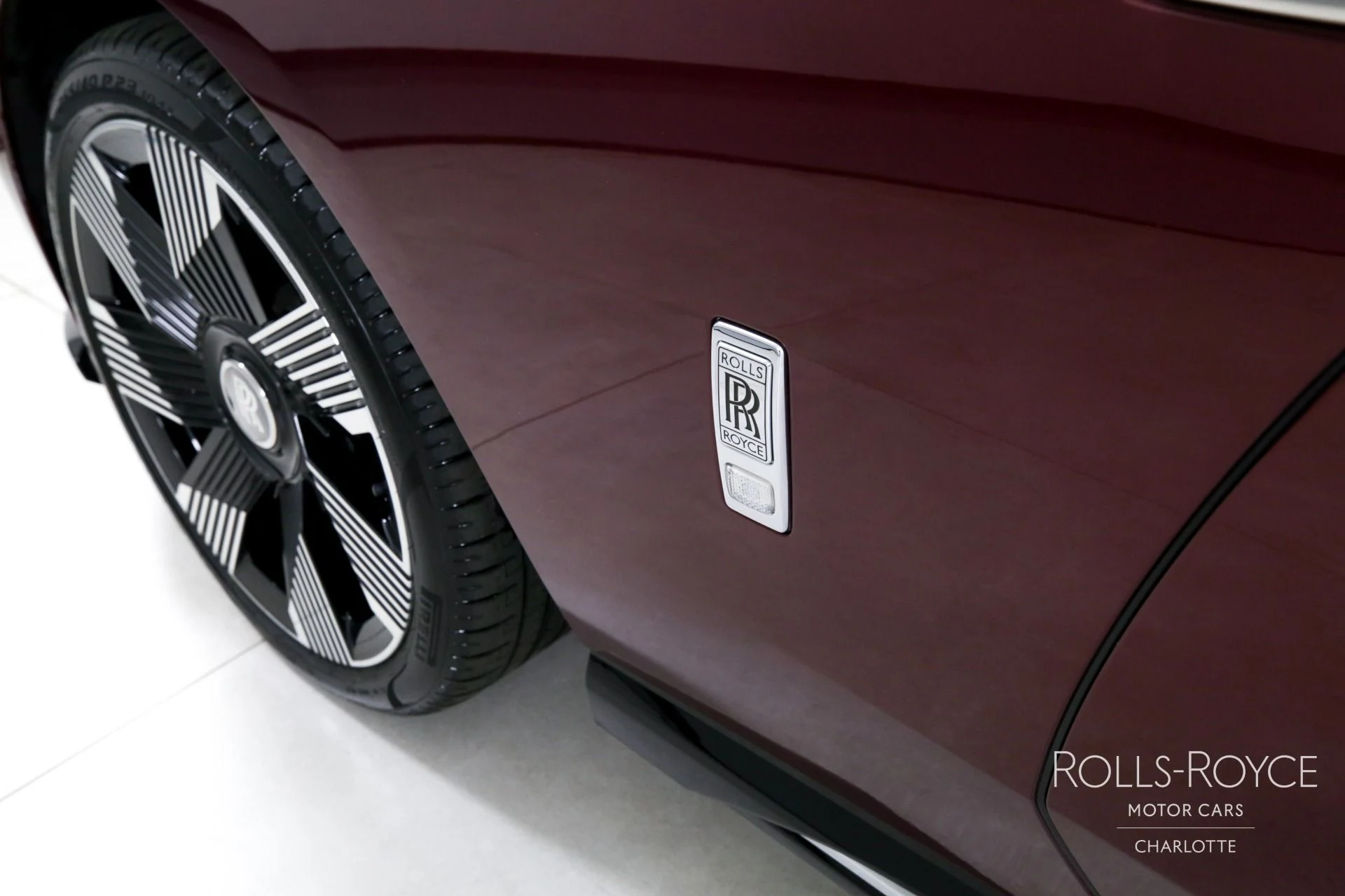 mph036_1736940925_Used_2024_Rolls_Royce_Spectre_1744735105_11543654bd