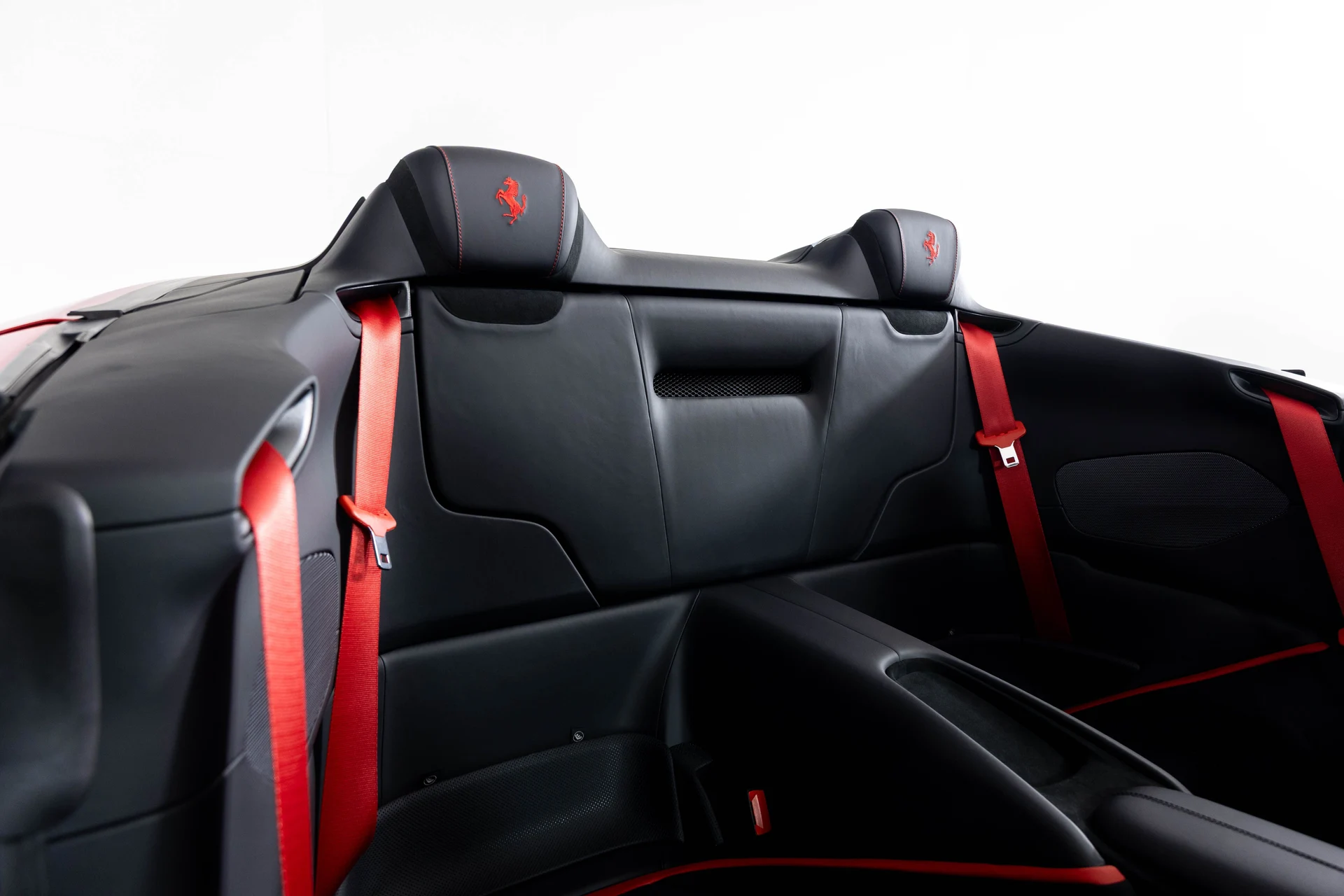 mph036_1743390519_3b9b73975fcd7c6399091904ffa84b49_e5f44b860d