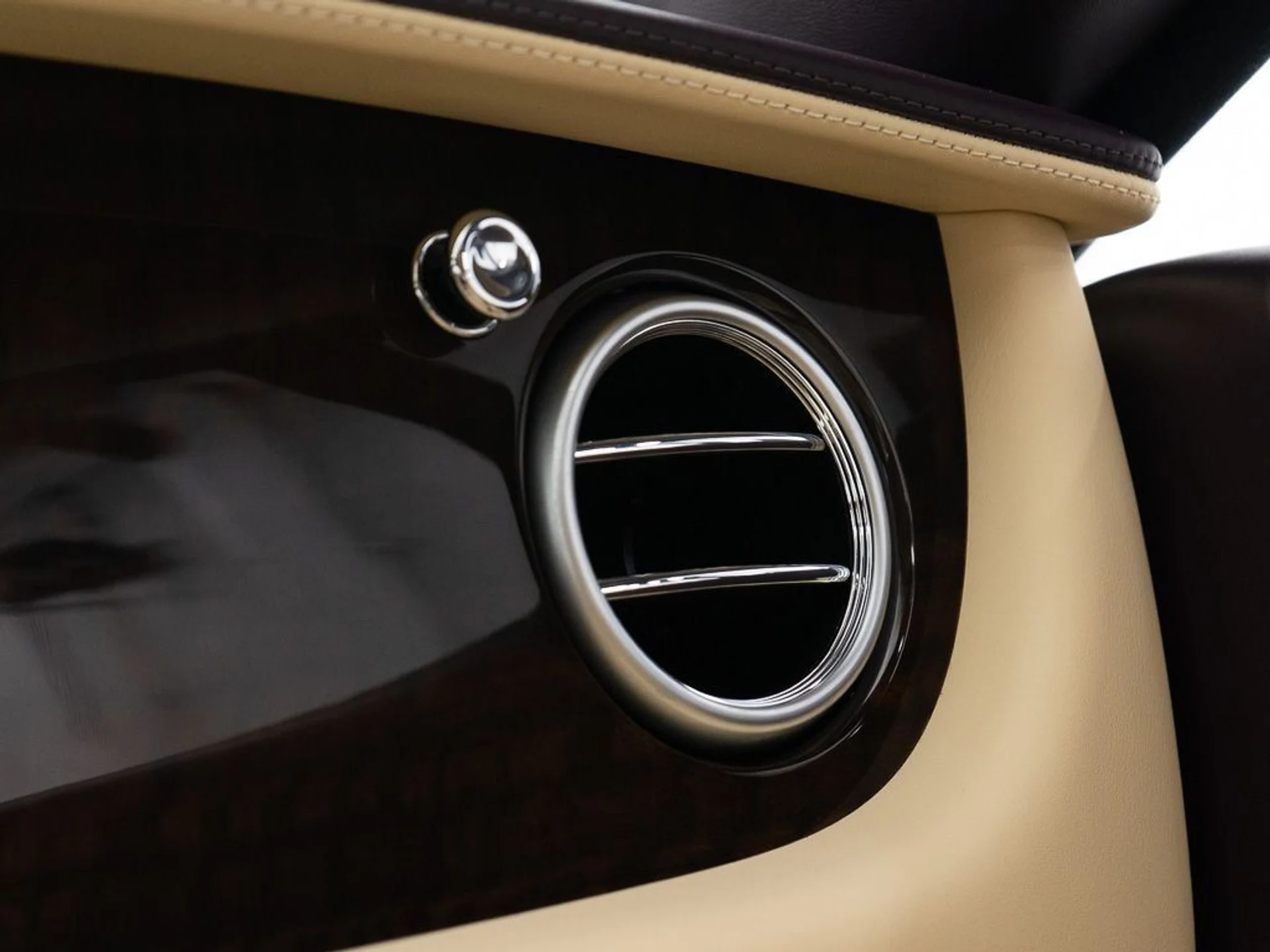 mph036_175237727_aed77913e91118e82aa1fa54aaabd232_71717c12ad