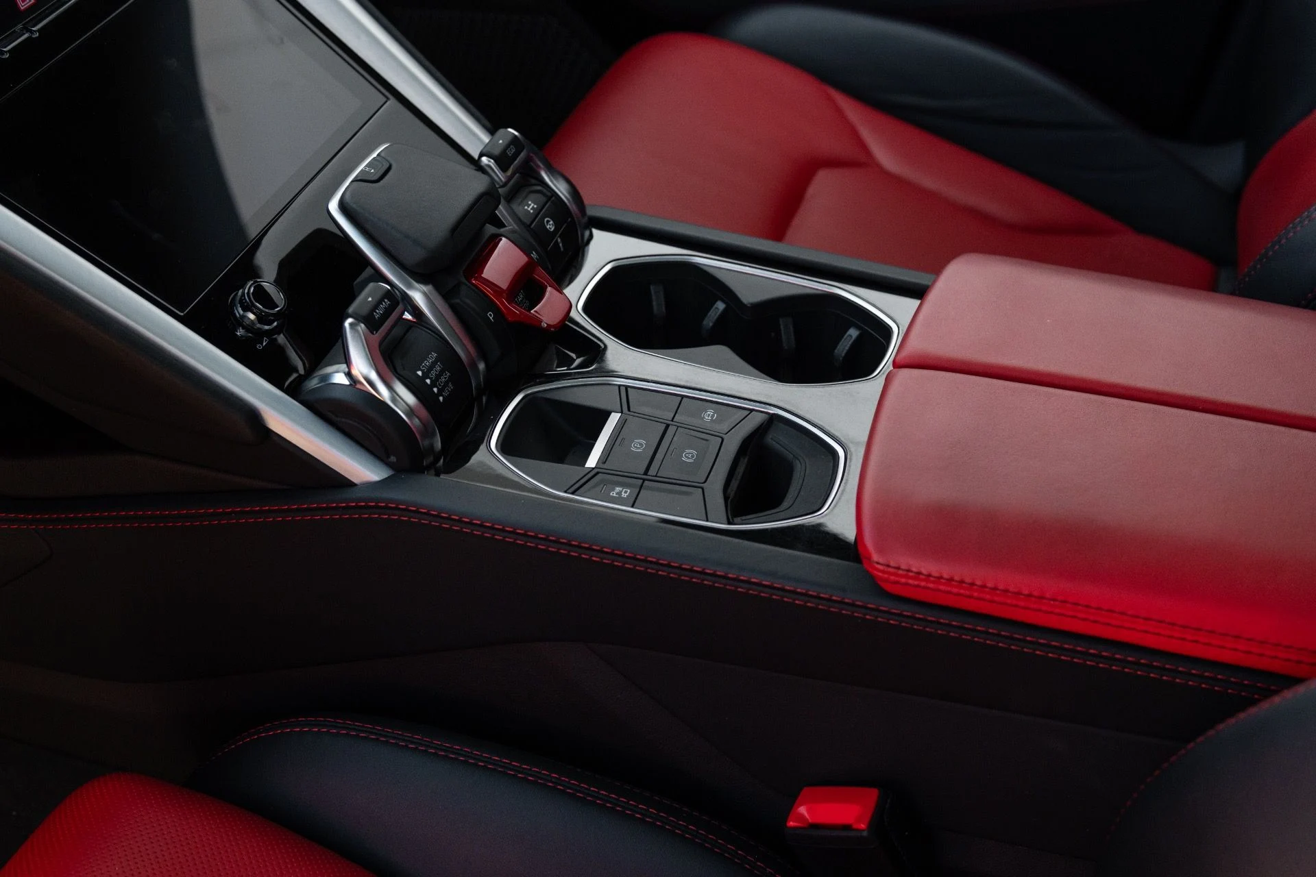 mph036_1772056917_Used_2021_Lamborghini_Urus_1767069879_a5359a419e